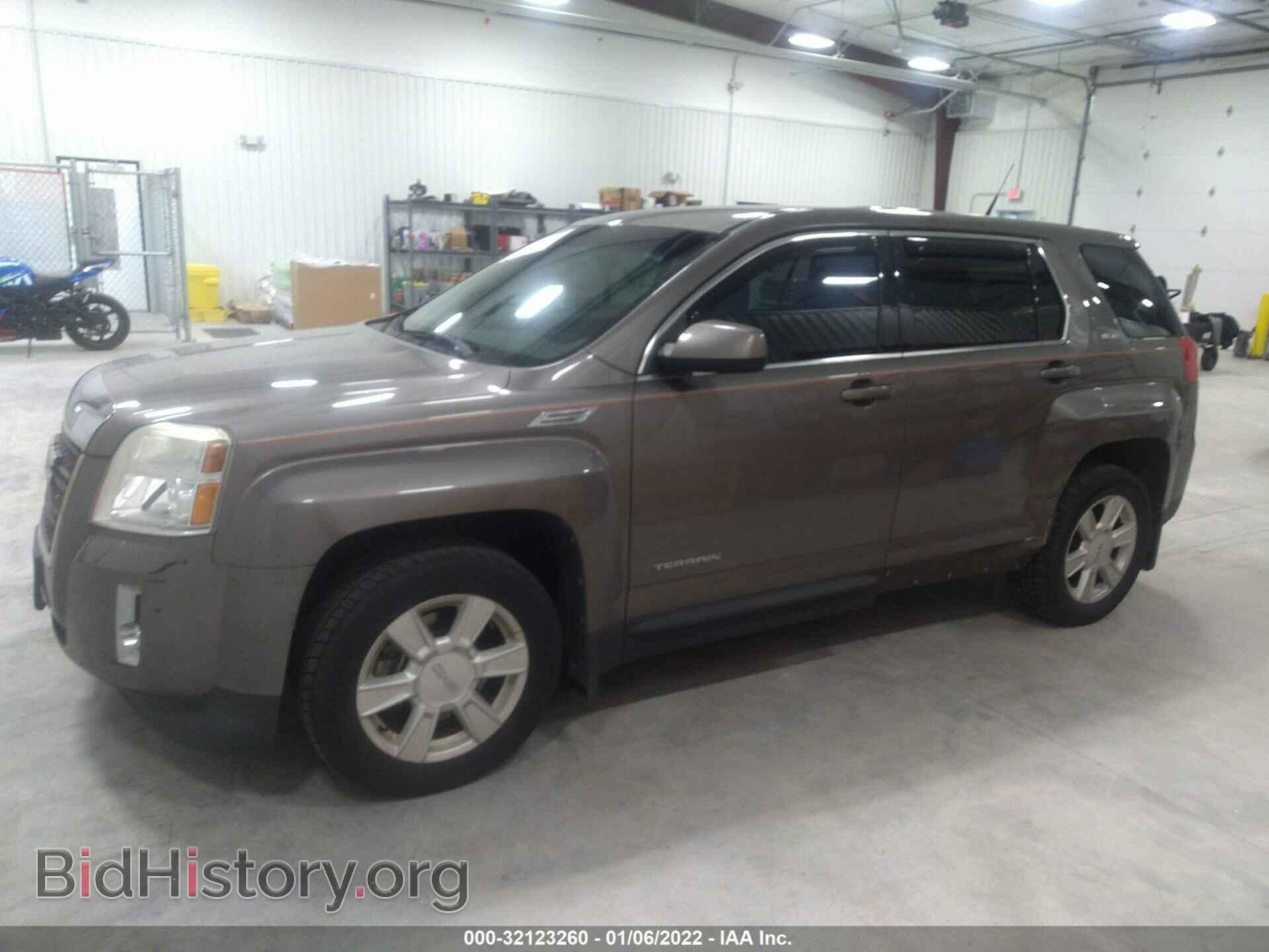 2011 GMC TERRAIN - VIN: 2CTALMEC1B6453113 - Photo 2