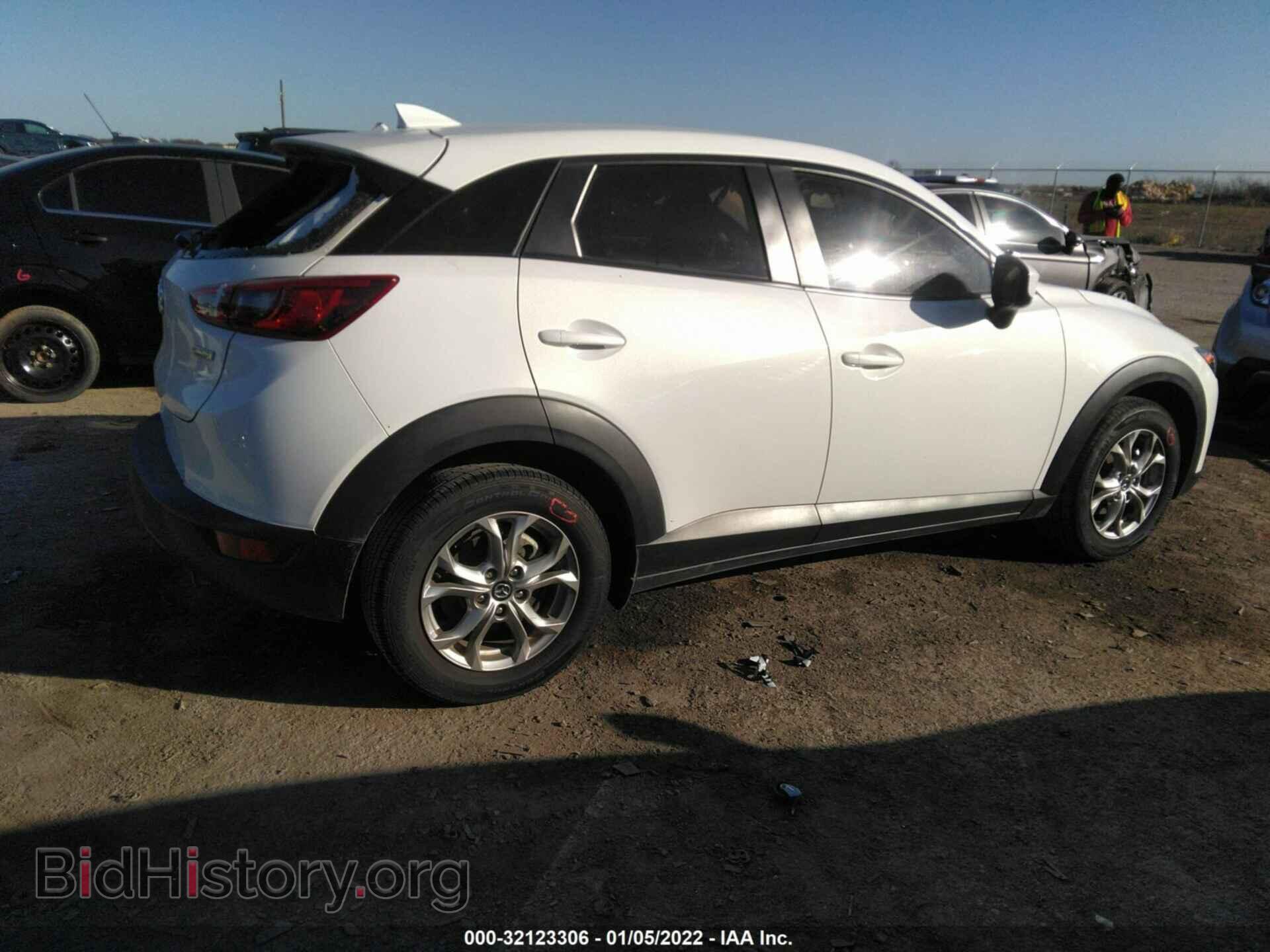 2017 MAZDA CX-3 - VIN: JM1DKDB77H0170400 - Фото 4