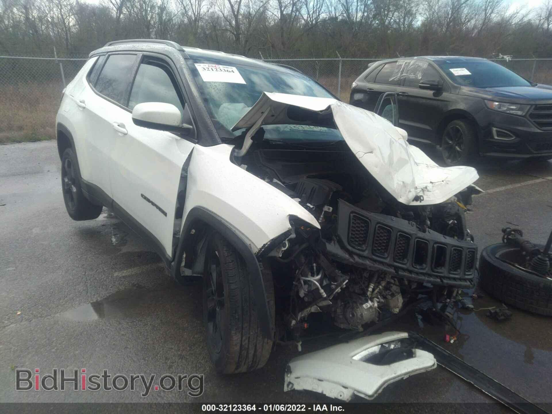 Photo 3C4NJCBB9KT613386 - JEEP COMPASS 2019