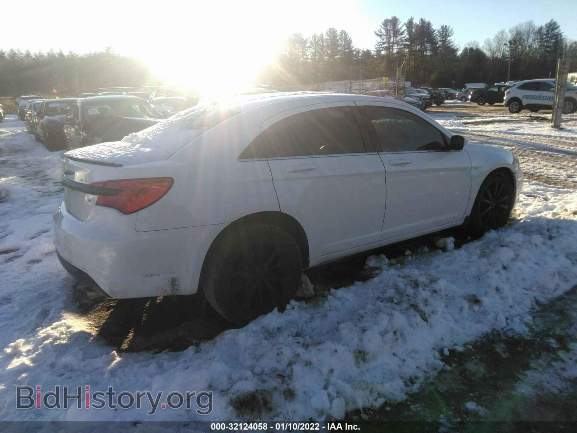 2013 CHRYSLER 200 - VIN: 1C3CCBCG3DN501549 - Photo 4