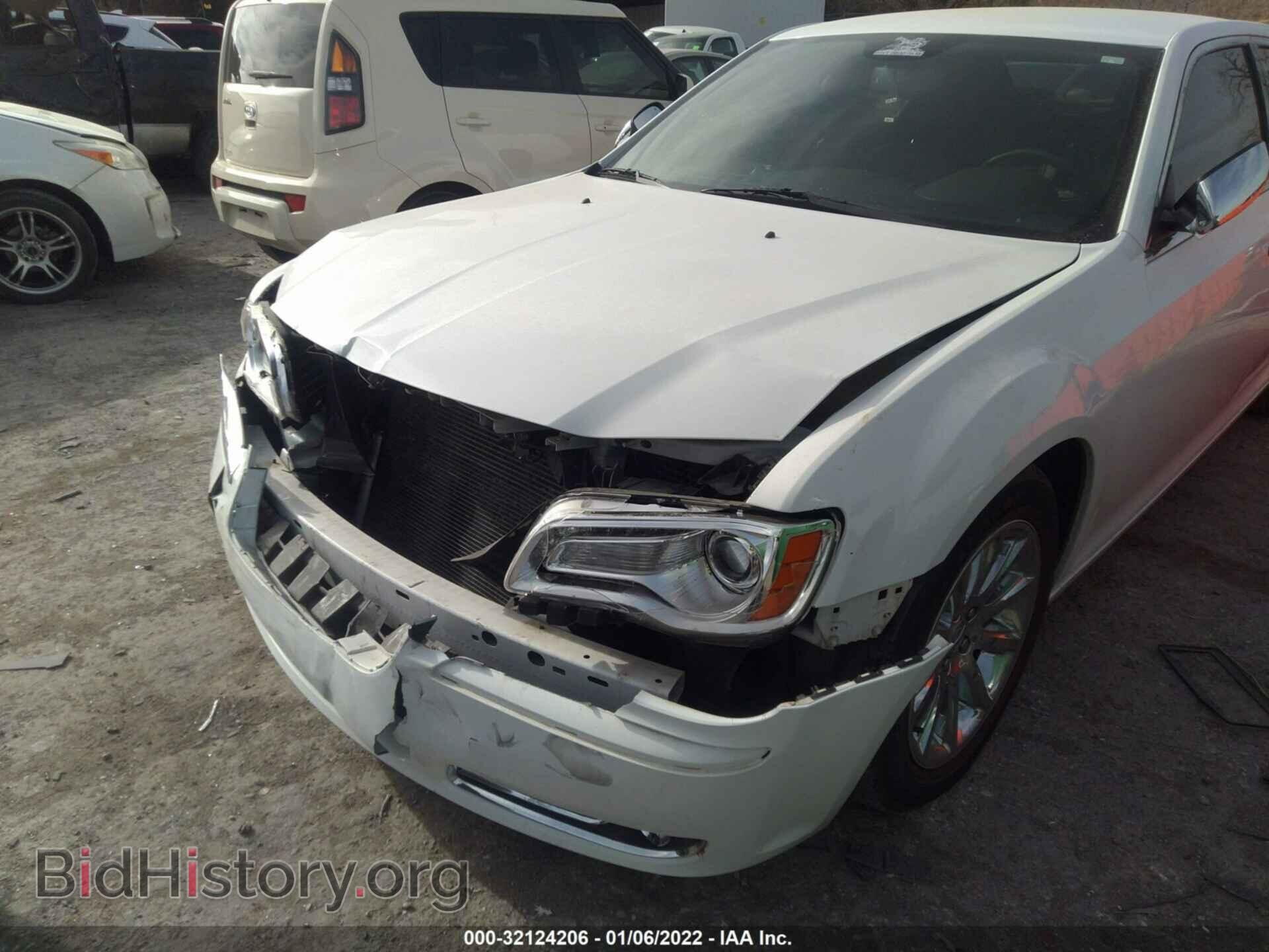 2012 CHRYSLER 300 - VIN: 2C3CCACG3CH285106 - Фото 6