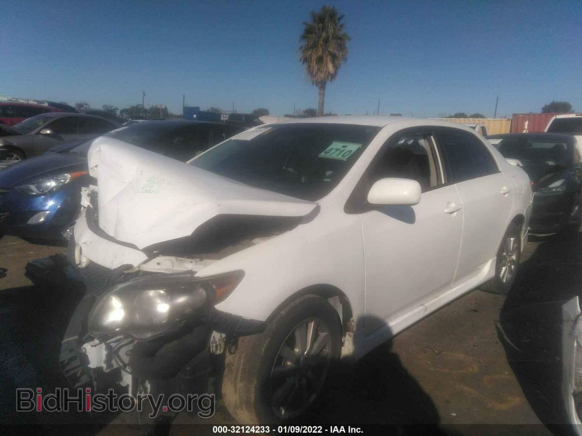 2010 TOYOTA COROLLA - VIN: 2T1BU4EE8AC497265 - Фото 2