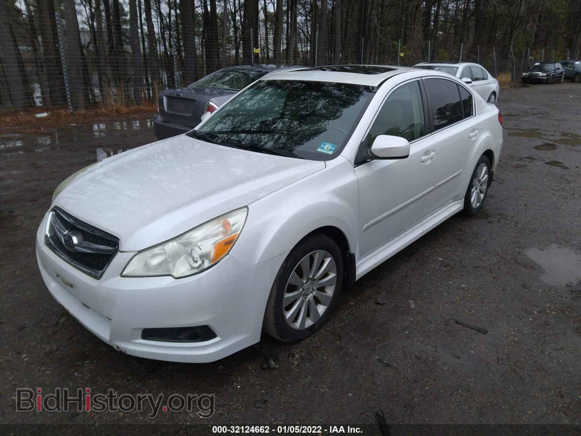 2011 SUBARU LEGACY - VIN: 4S3BMDK67B2238599 - Фото 2