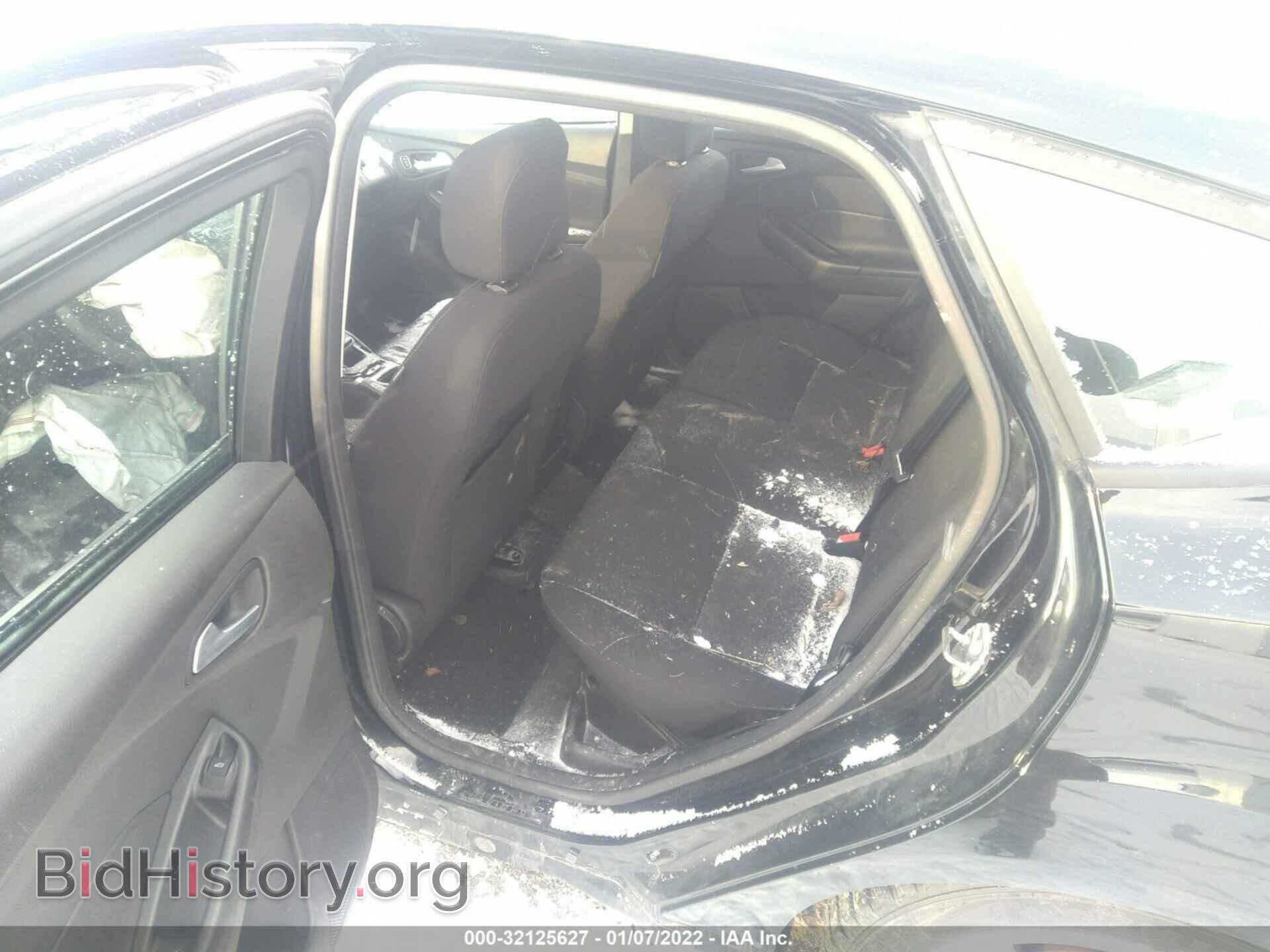 2016 FORD FOCUS - VIN: 1FADP3K2XGL284491 - Фото 8