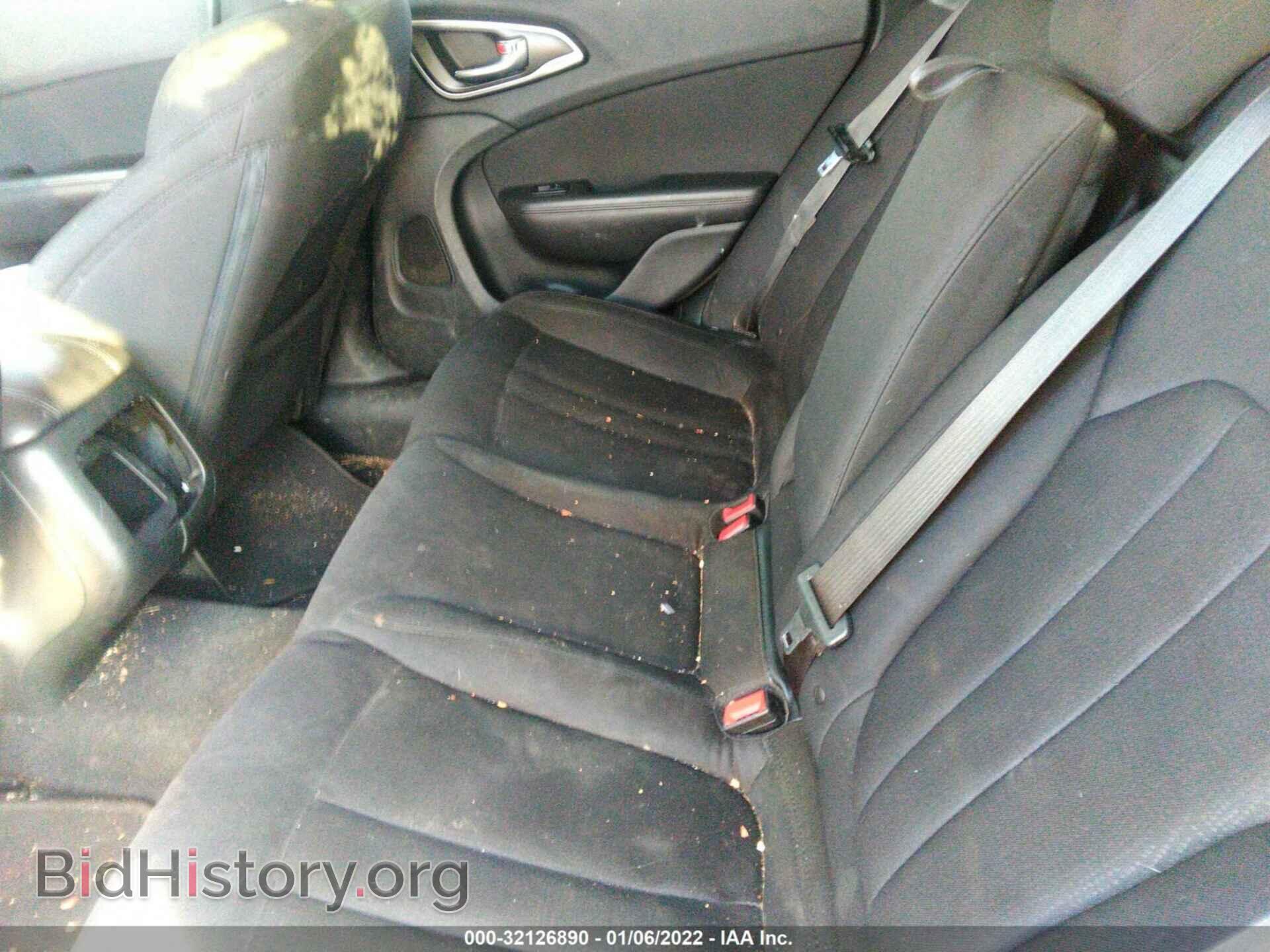 2015 CHRYSLER 200 - VIN: 1C3CCCAB7FN554643 - Фото 8