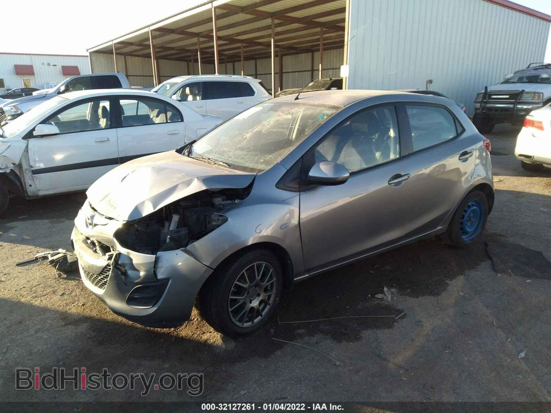 2013 MAZDA MAZDA2 - VIN: JM1DE1KY0D0166181 - Фото 2