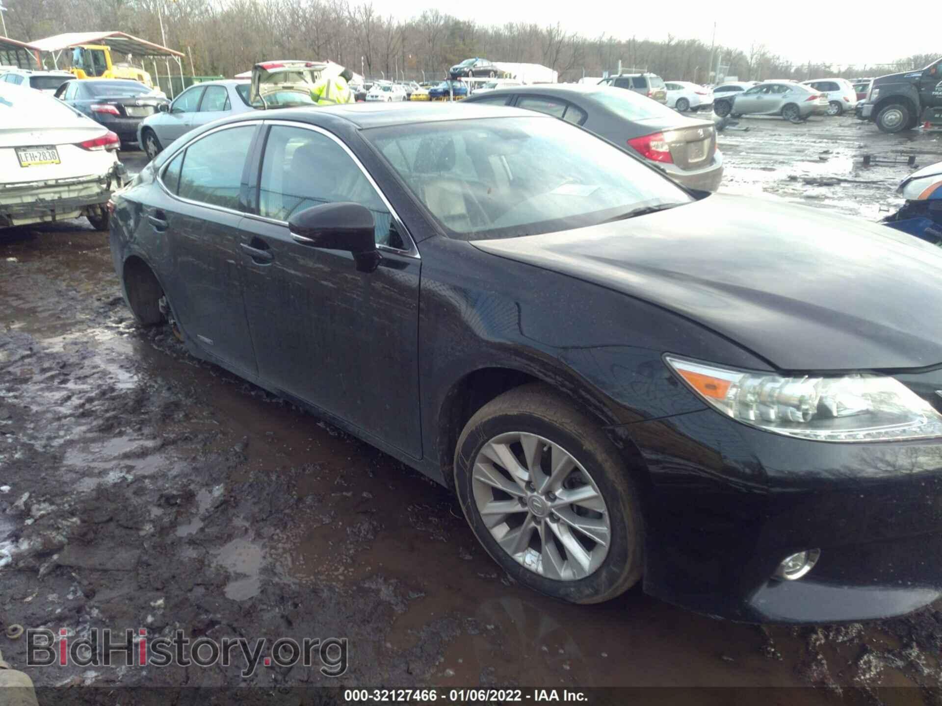 Фотография JTHBW1GG2E2048383 - LEXUS ES 300H 2014