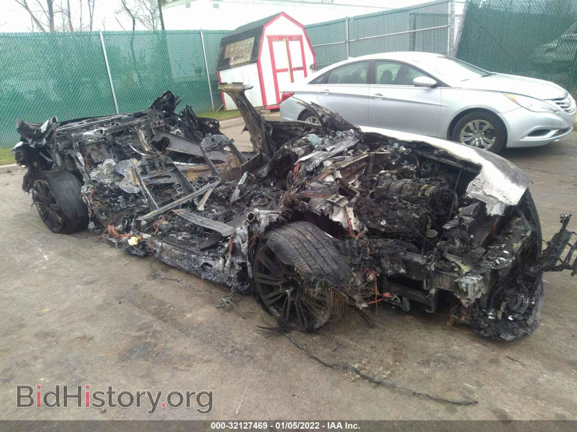 Photo WAURVAFD2BN013067 - AUDI A8 L 2011