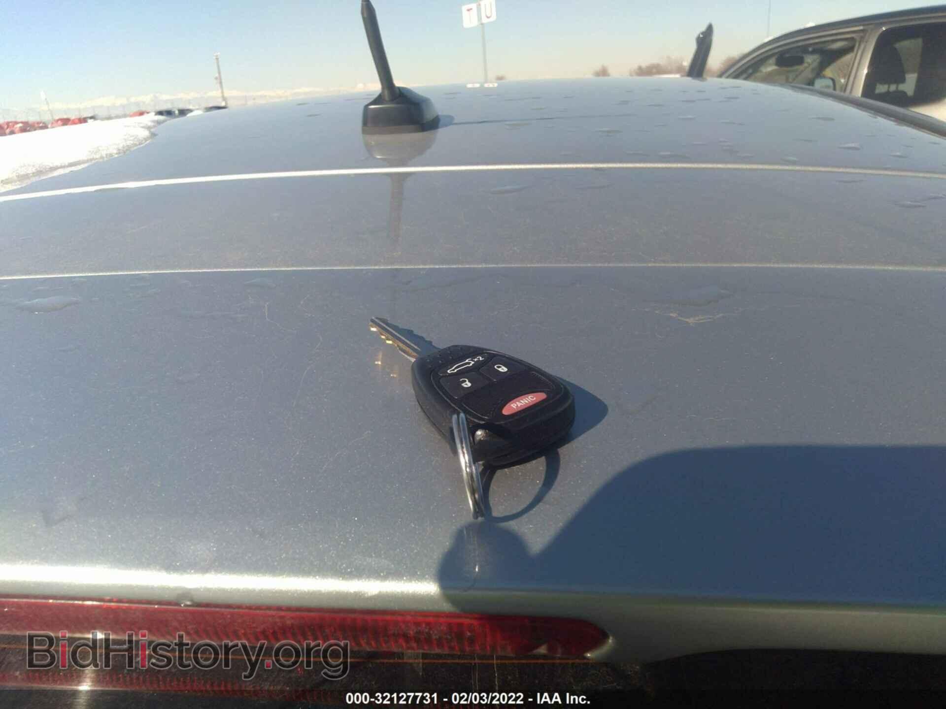 2012 CHRYSLER 200 - VIN: 1C3CCBBB1CN172757 - Фото 11
