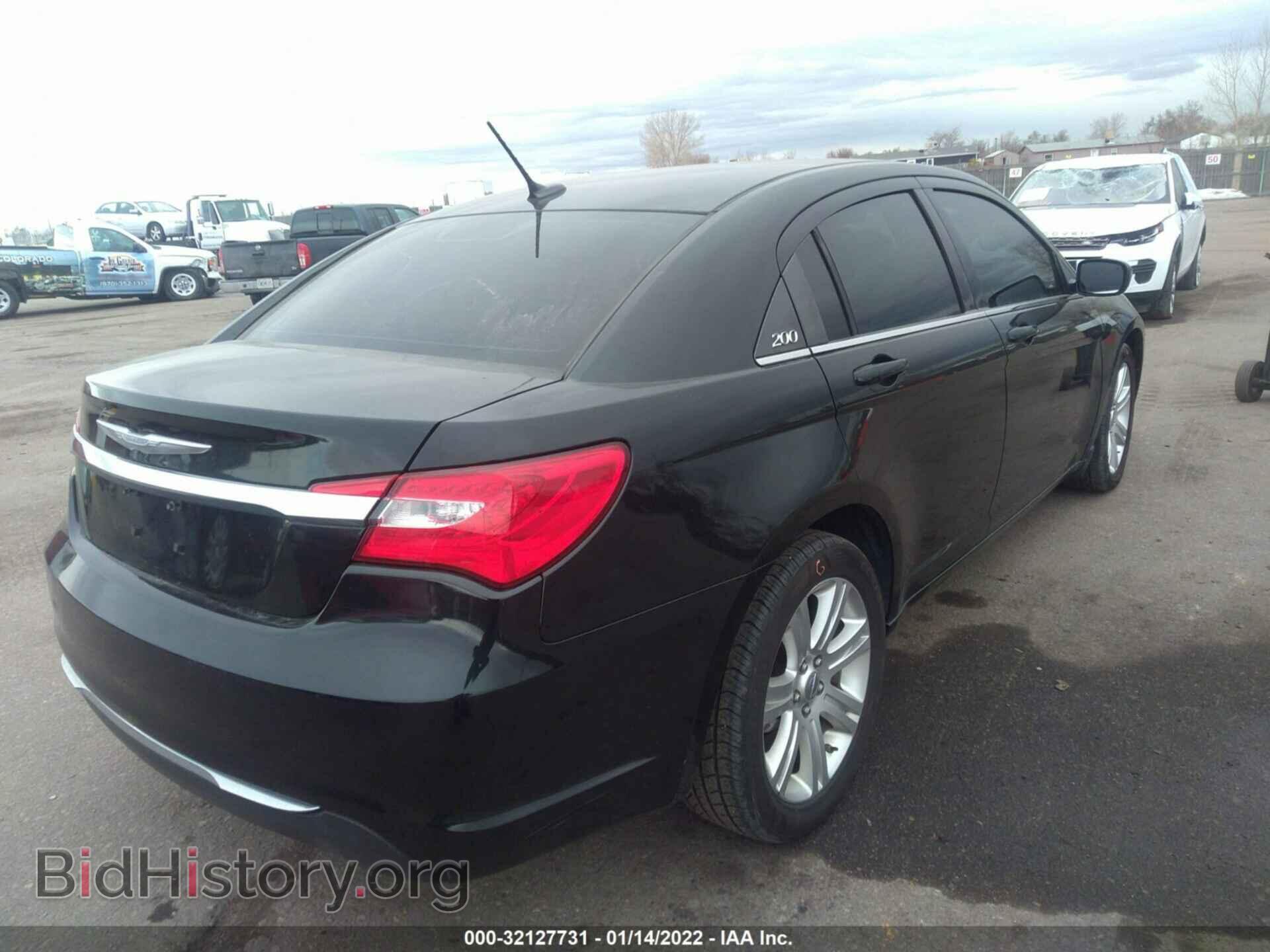 2012 CHRYSLER 200 - VIN: 1C3CCBBB1CN172757 - Фото 4