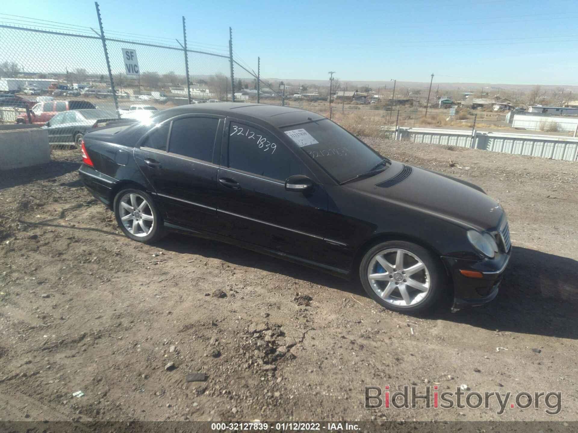 Photo WDBRF52H87F914153 - MERCEDES-BENZ C-CLASS 2007