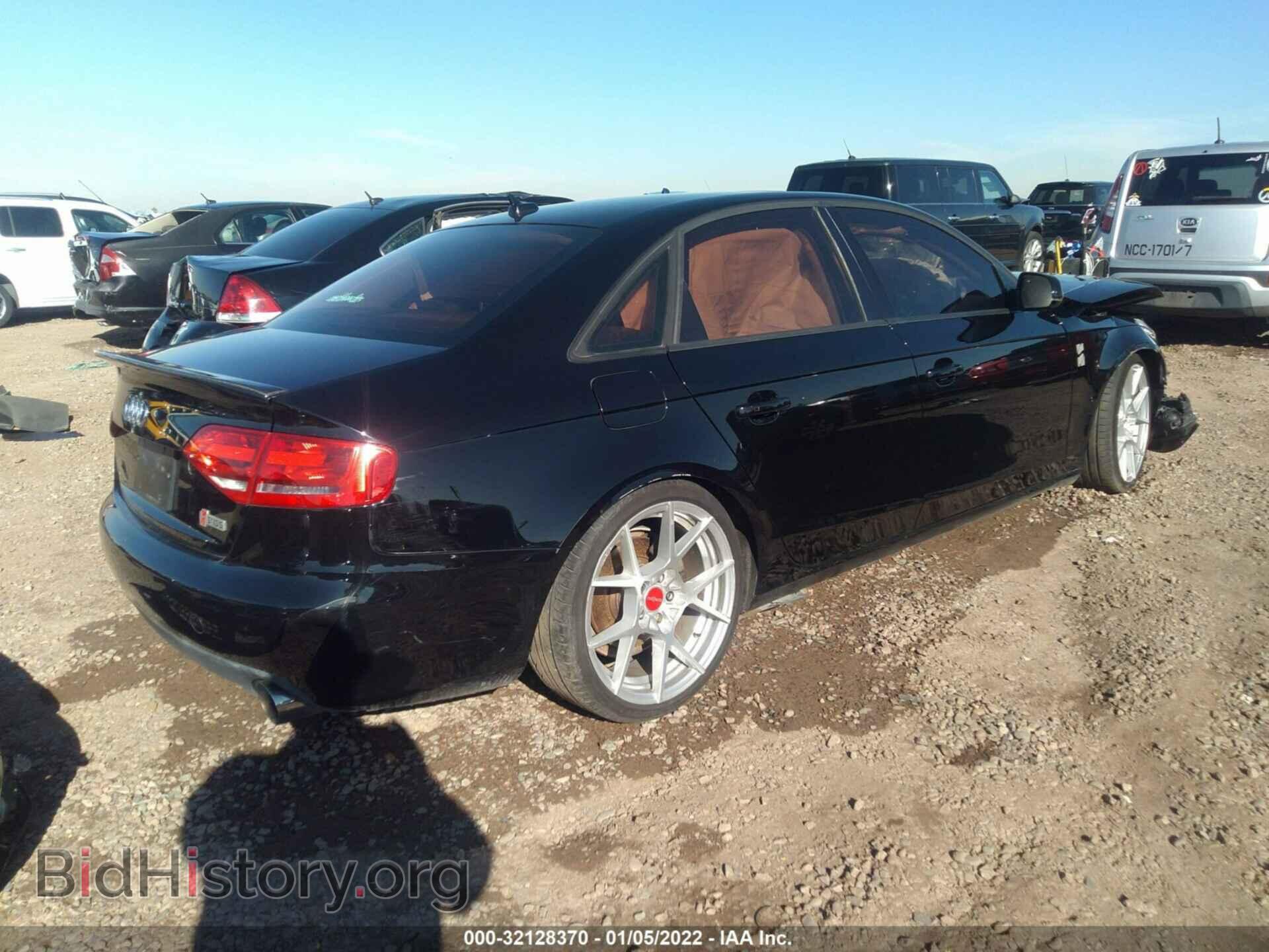 2010 AUDI A4 - VIN: WAUBFAFL9AN022496 - Фото 4