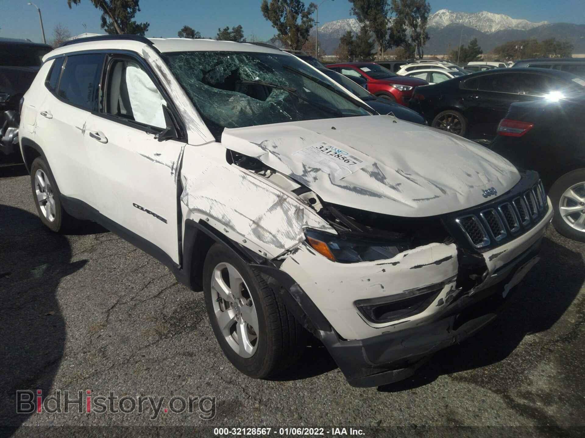 Photo 3C4NJCBB0LT198945 - JEEP COMPASS 2020