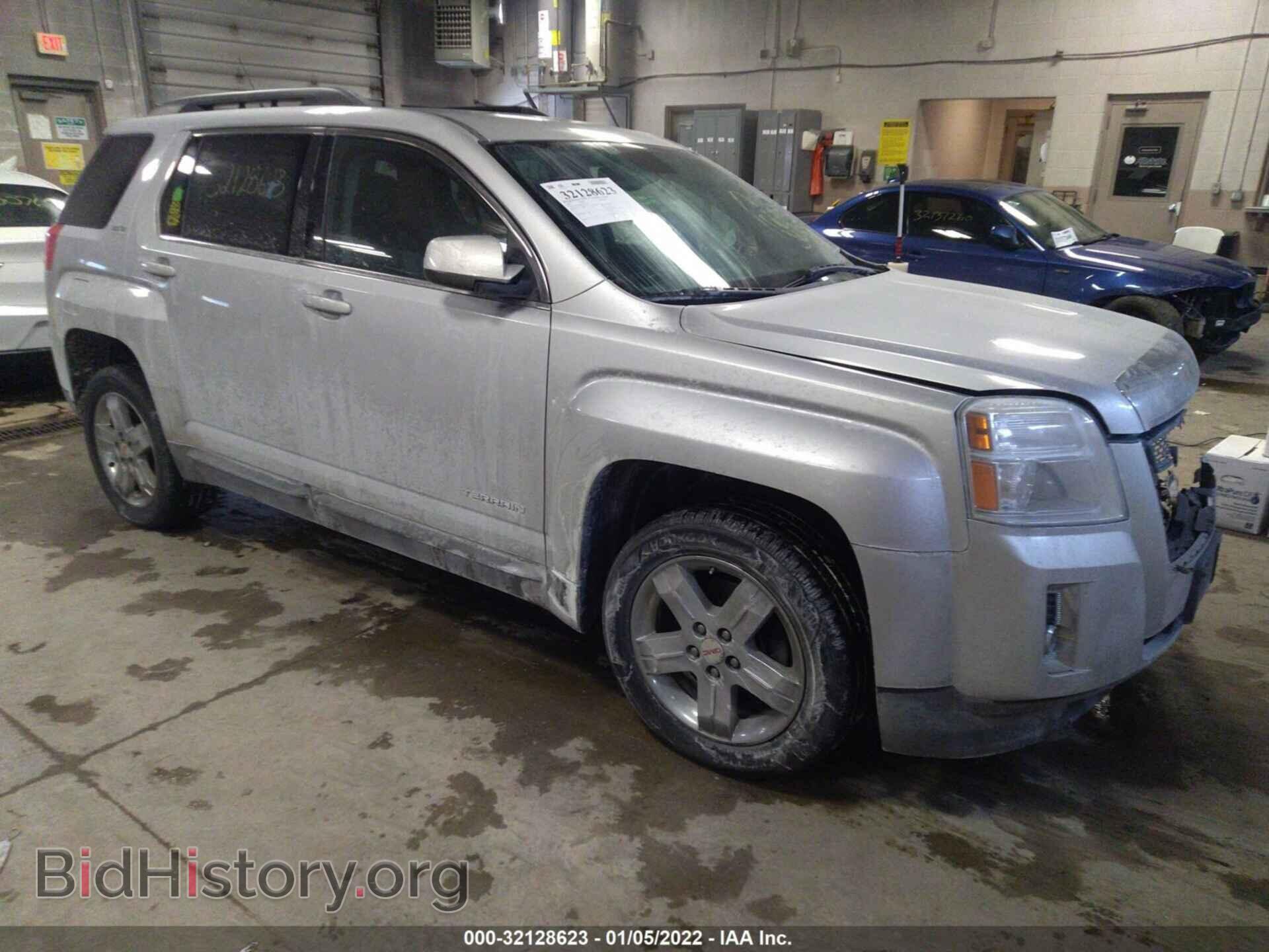 Фотография 2GKFLSE57C6103224 - GMC TERRAIN 2012