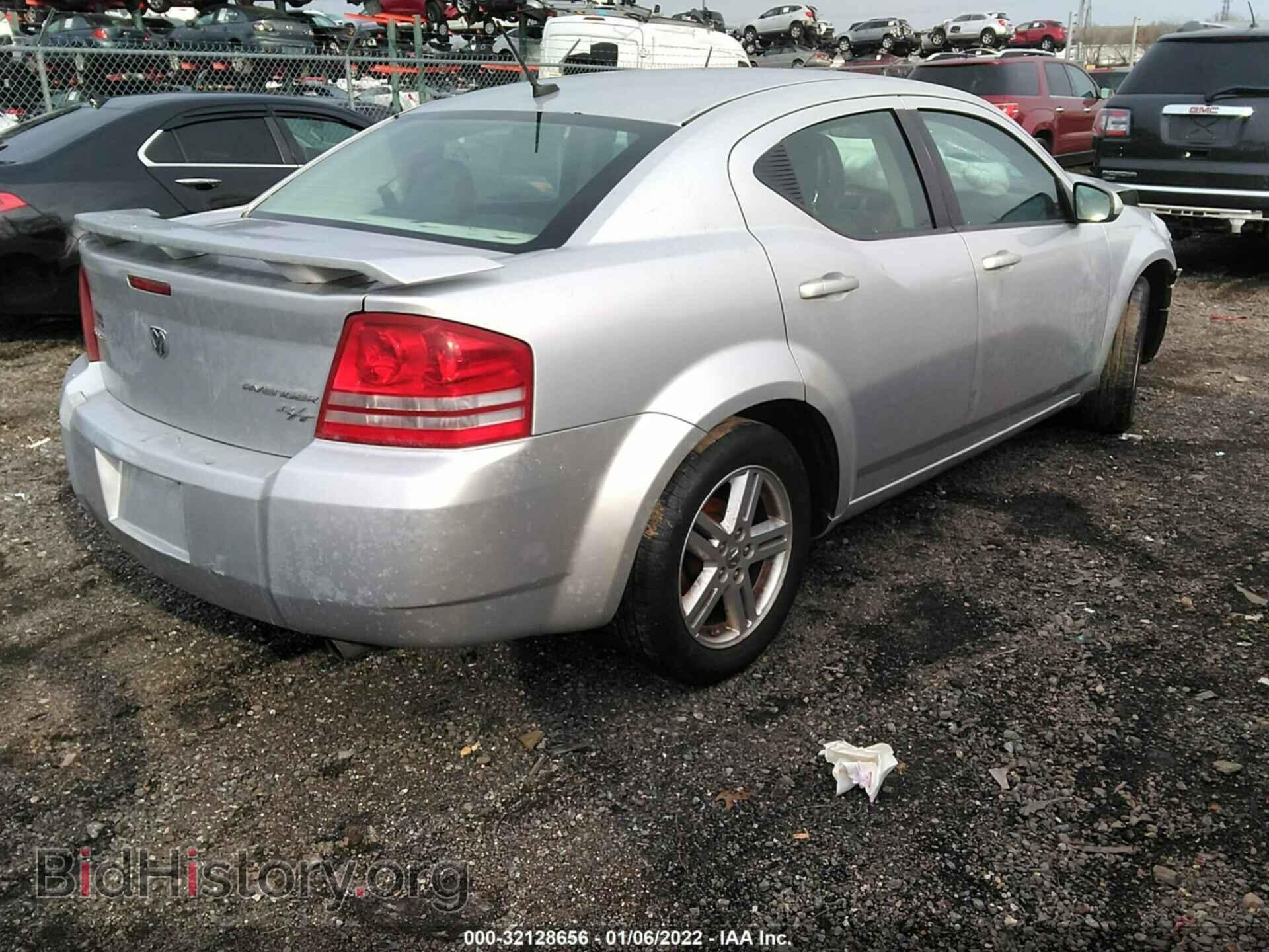 2010 DODGE AVENGER - VIN: 1B3CC5FB7AN174647 - Photo 4