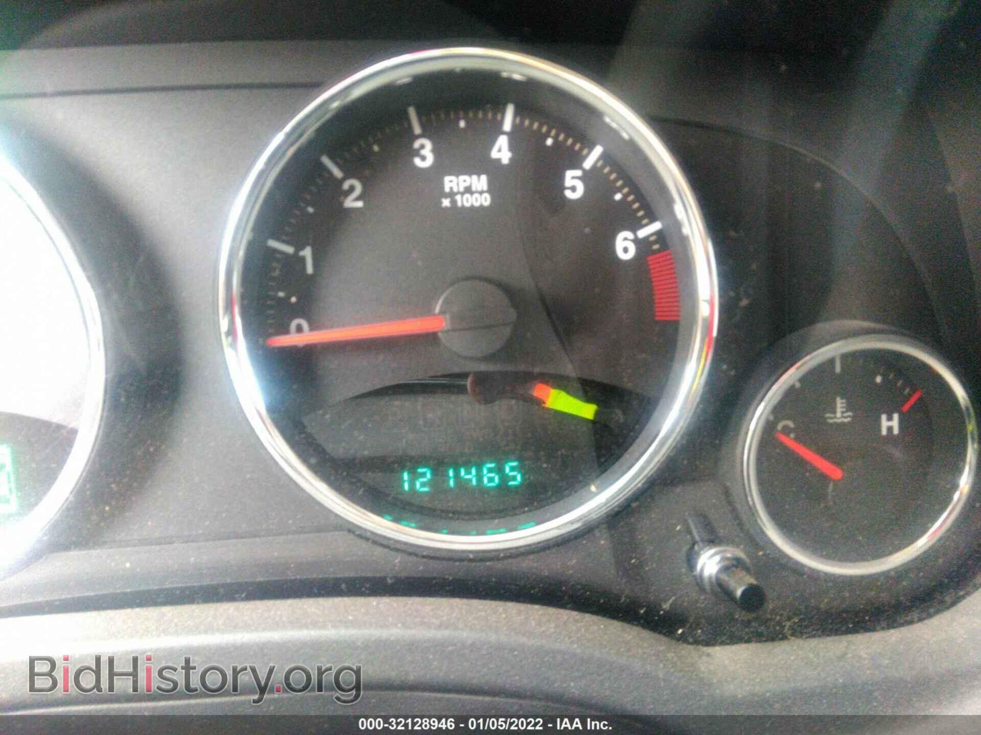 2010 JEEP COMPASS - VIN: 1J4NT5FB9AD530037 - Фото 7