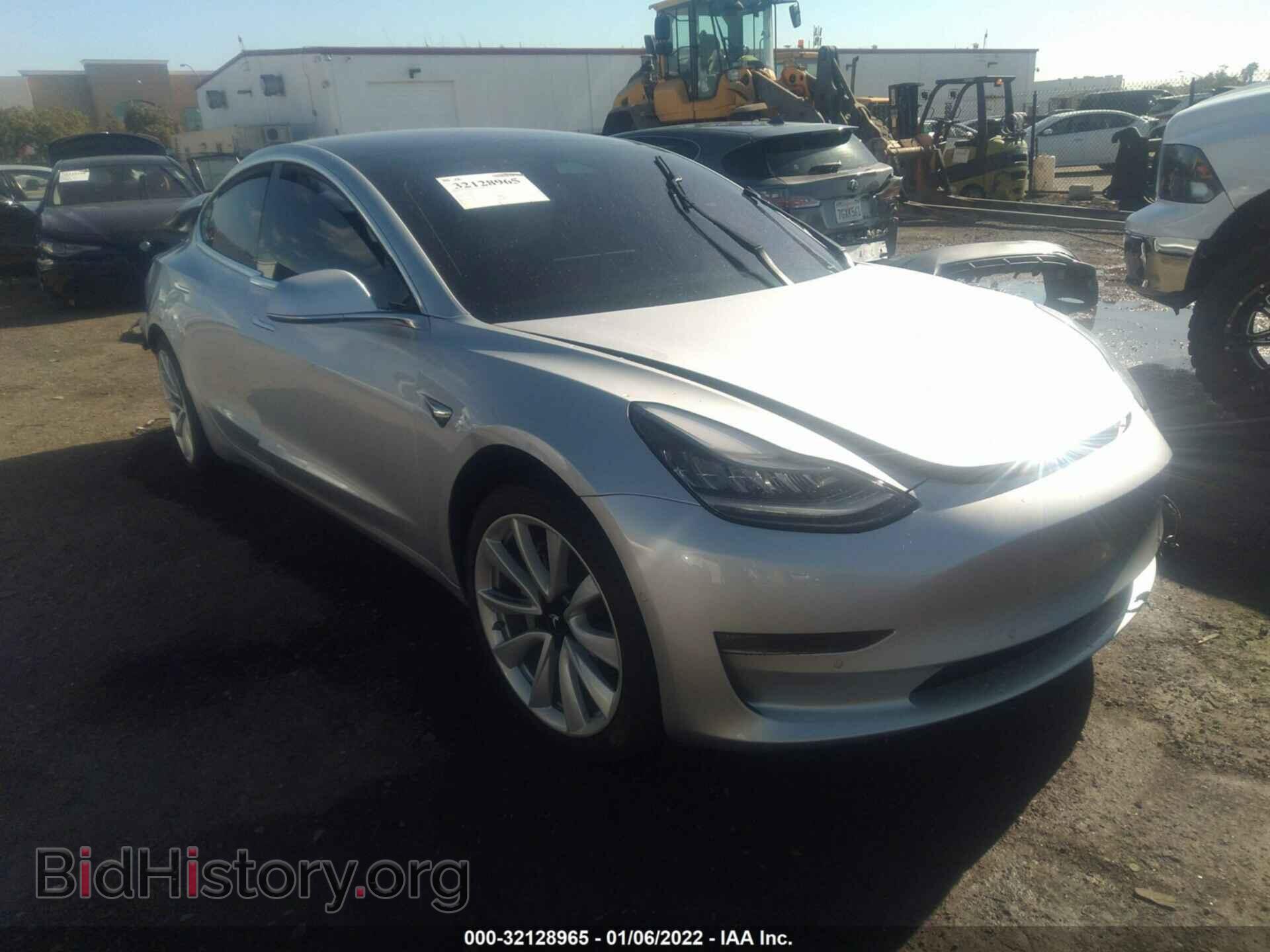Photo 5YJ3E1EA4JF011012 - TESLA MODEL 3 2018
