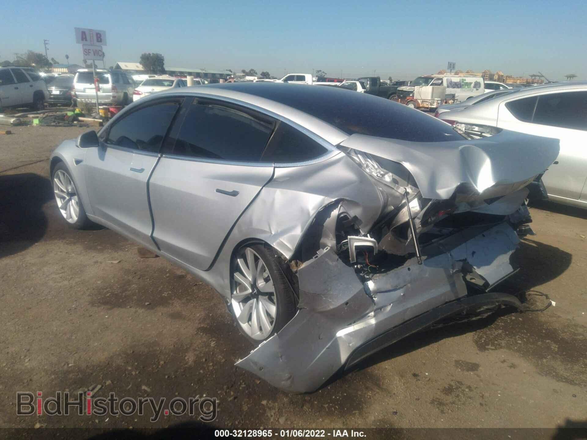 2018 TESLA MODEL 3 - VIN: 5YJ3E1EA4JF011012 - Photo 3