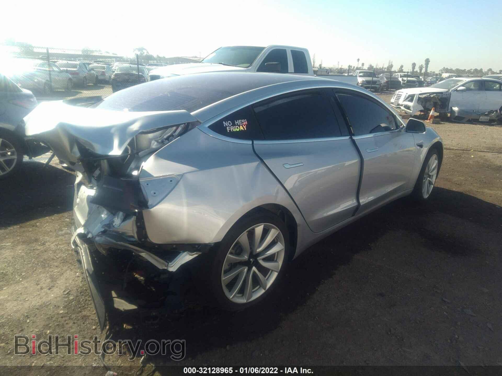 2018 TESLA MODEL 3 - VIN: 5YJ3E1EA4JF011012 - Photo 4
