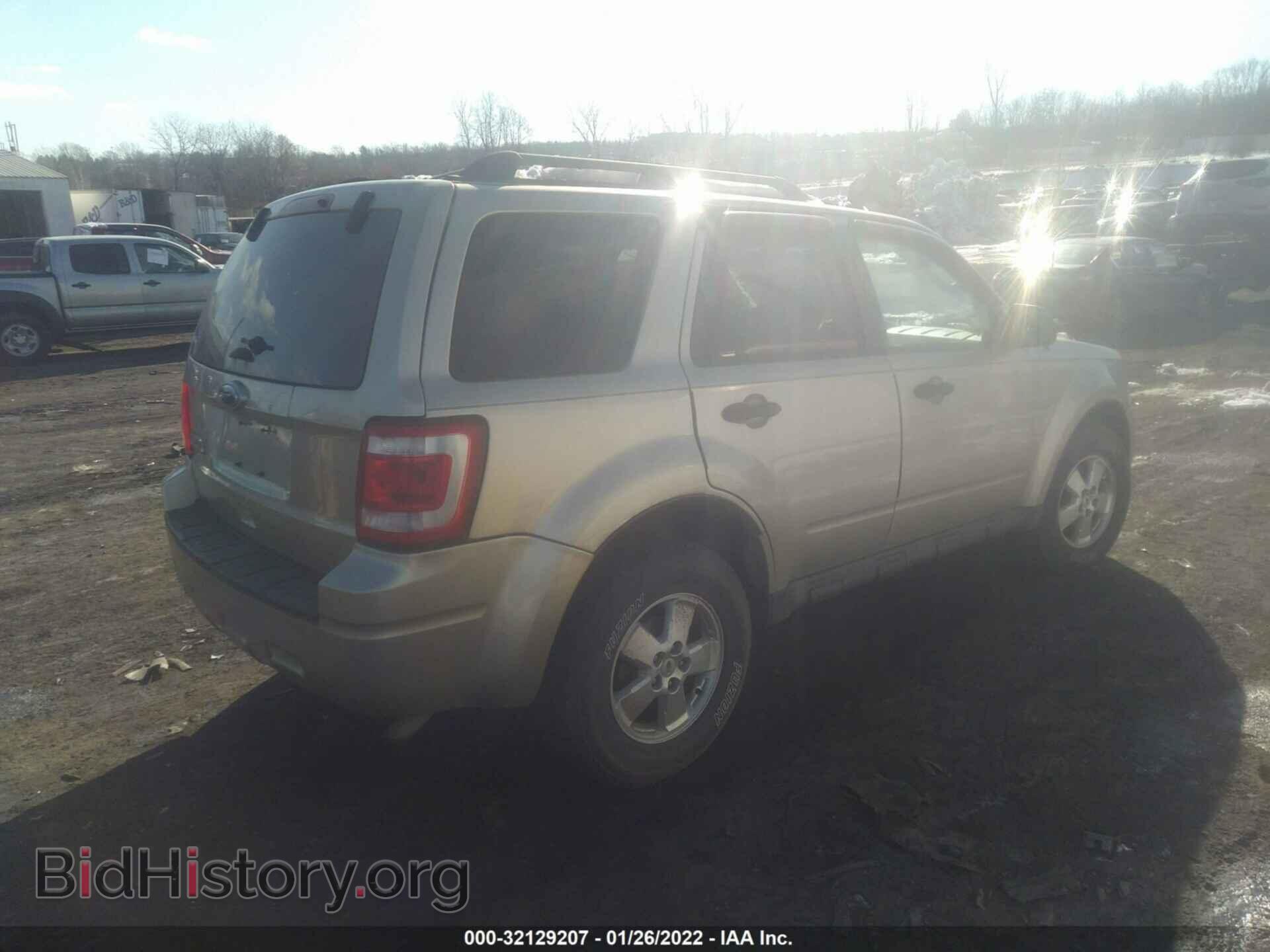 2010 FORD ESCAPE - VIN: 1FMCU9D77AKD36842 - Фото 4