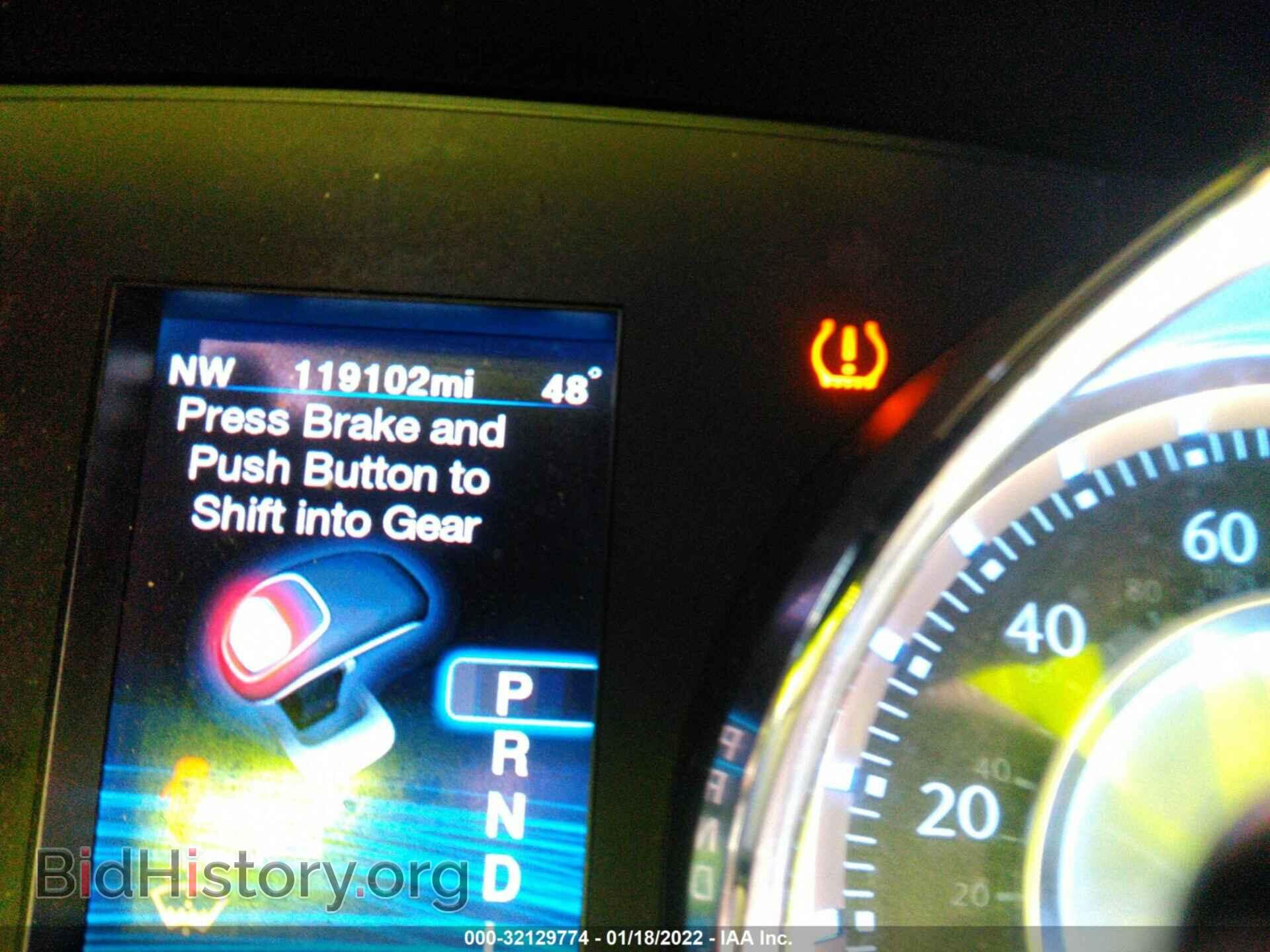 2012 CHRYSLER 300 - VIN: 2C3CCACG1CH232887 - Фото 7