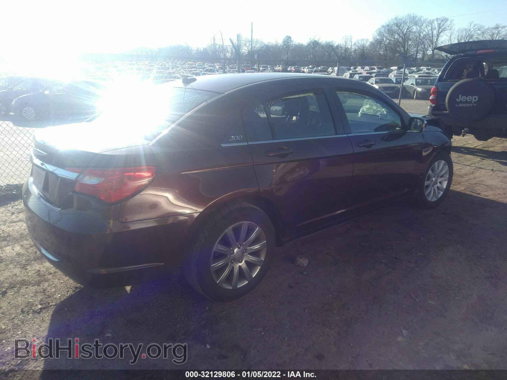 2013 CHRYSLER 200 - VIN: 1C3CCBBG7DN569516 - Фото 4
