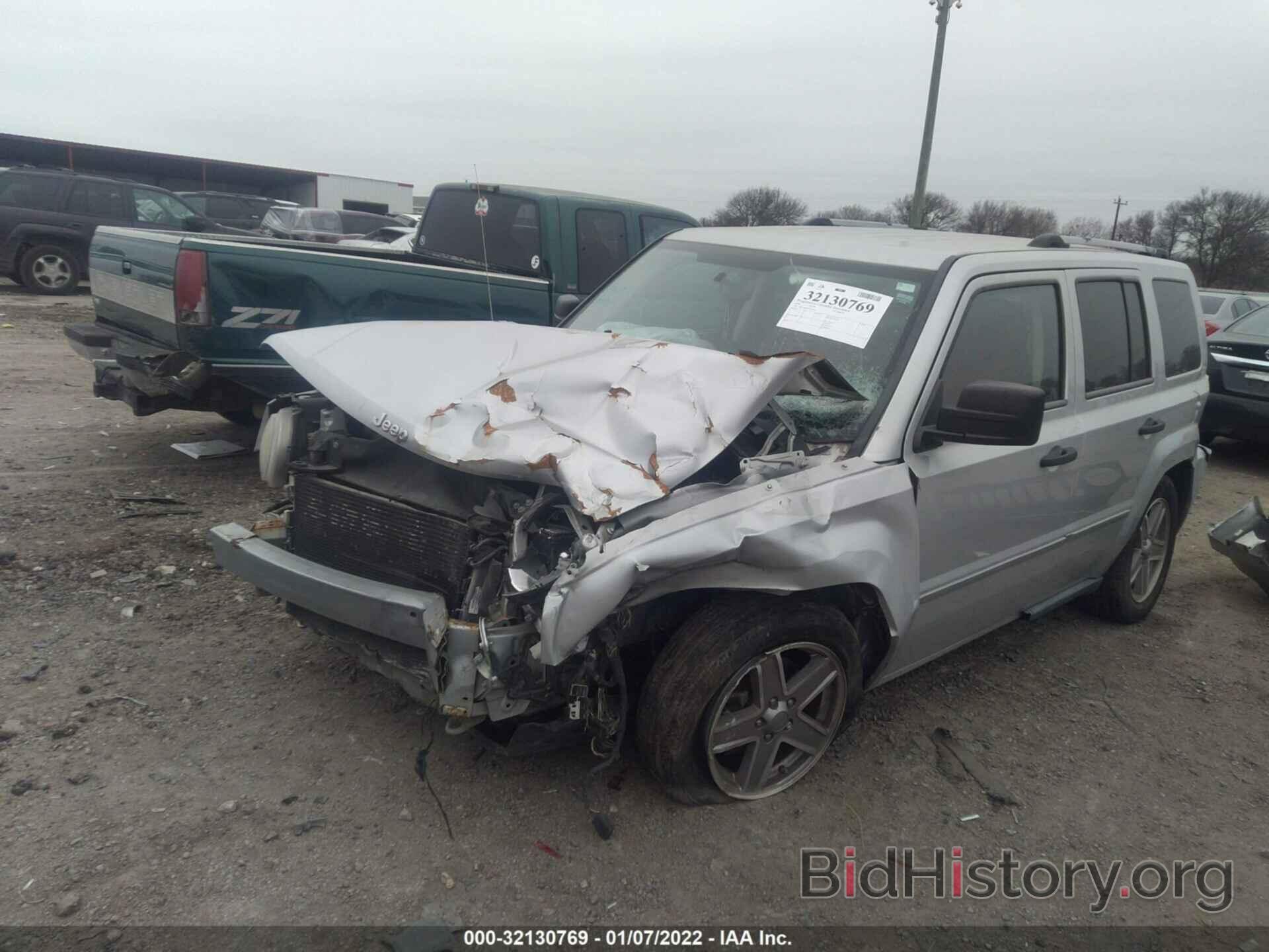 Photo 1J8FT48W18D637462 - JEEP PATRIOT 2008