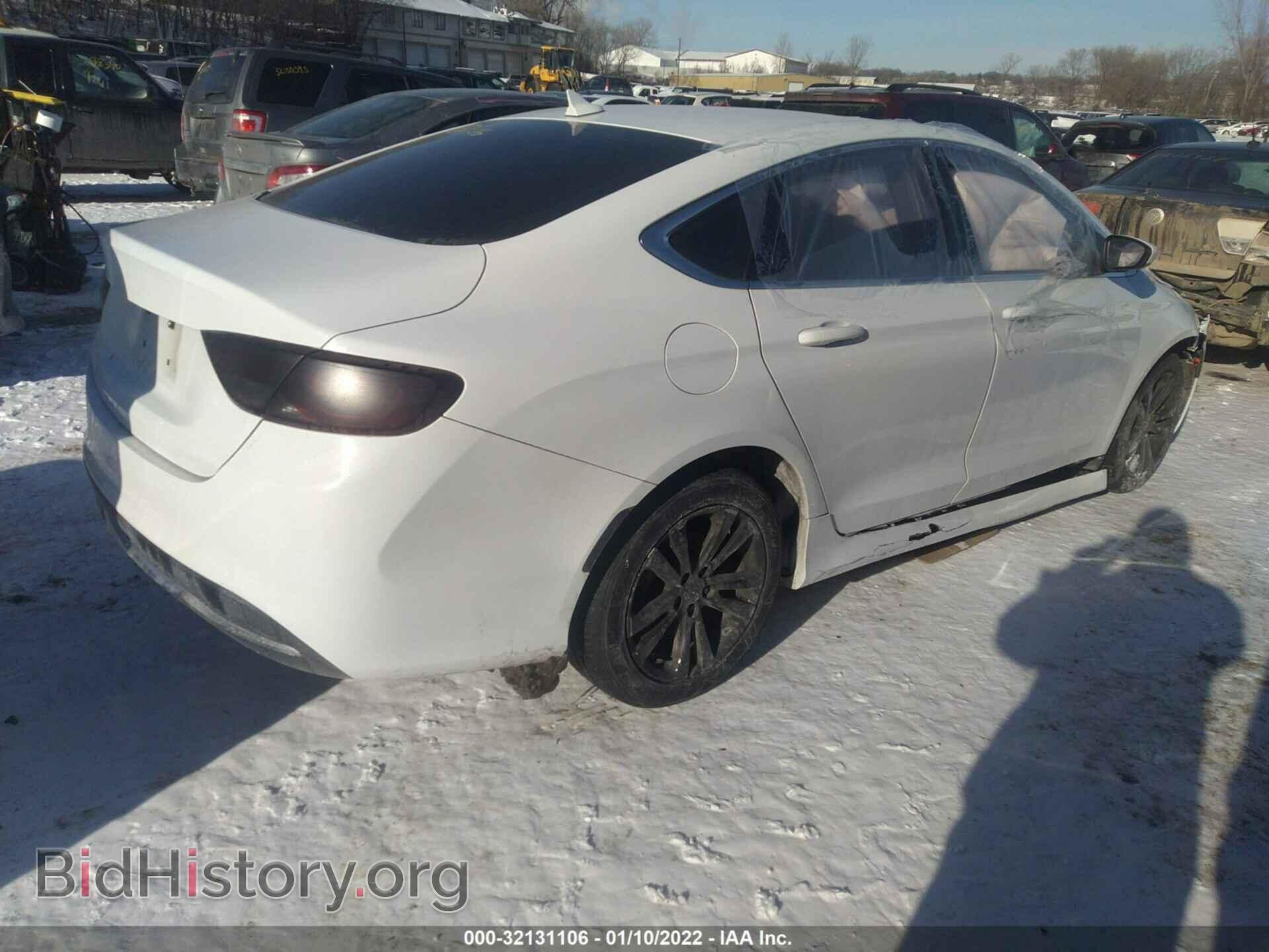 2015 CHRYSLER 200 - VIN: 1C3CCCAB6FN720943 - Фото 4