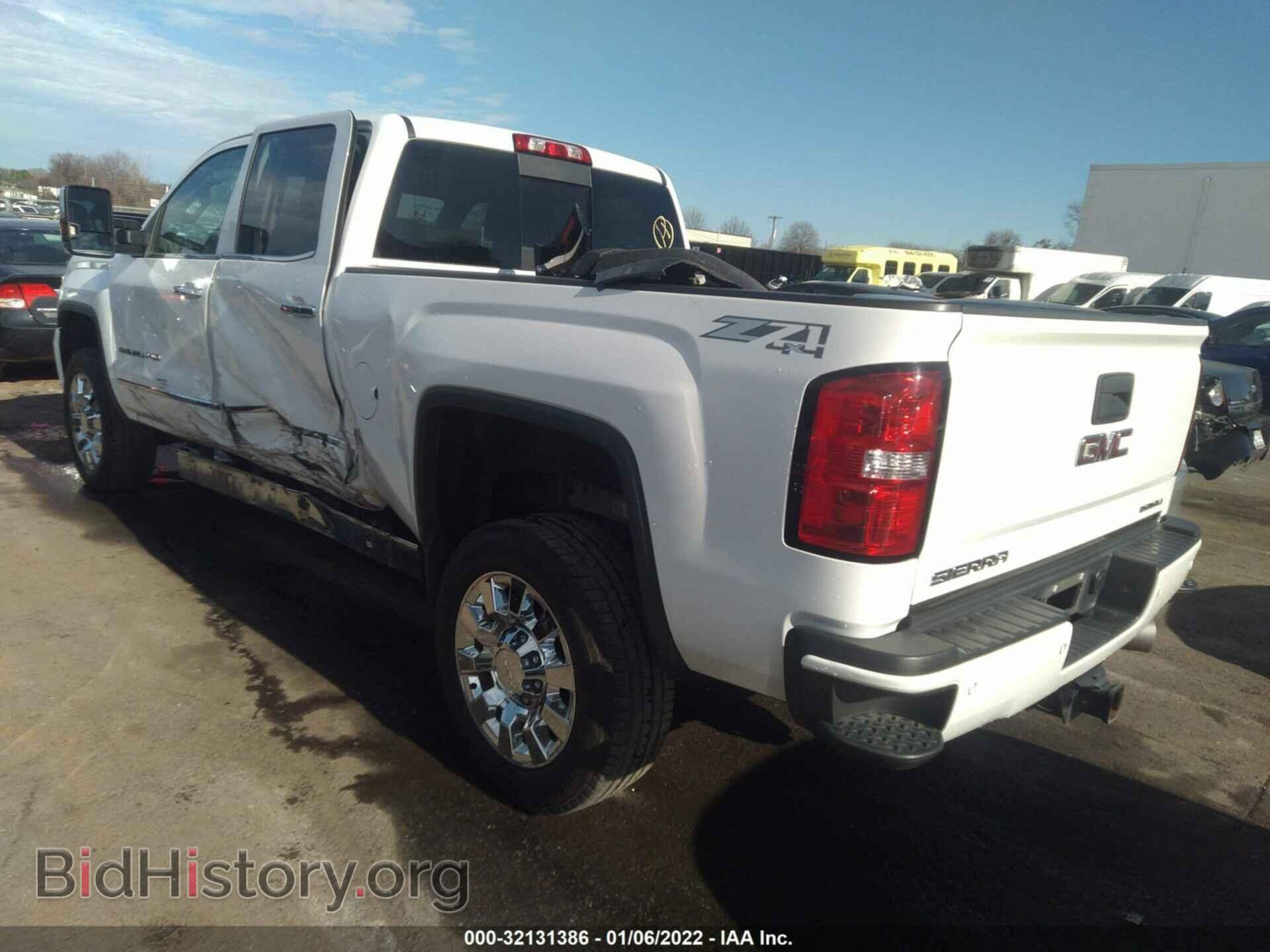 2015 GMC SIERRA 2500HD - VIN: 1GT120E84FF593168 - Фото 3