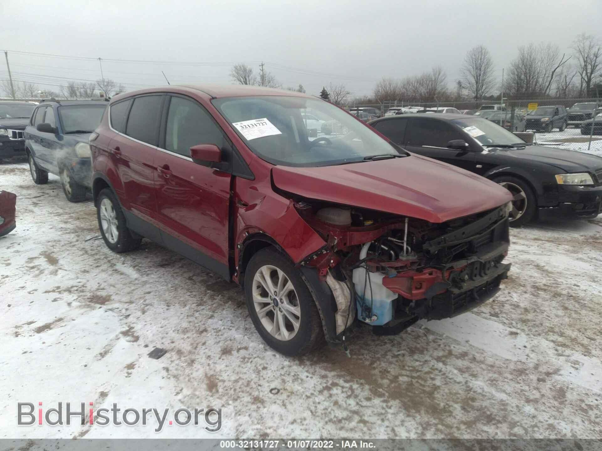 Фотография 1FMCU9GD9HUE45884 - FORD ESCAPE 2017