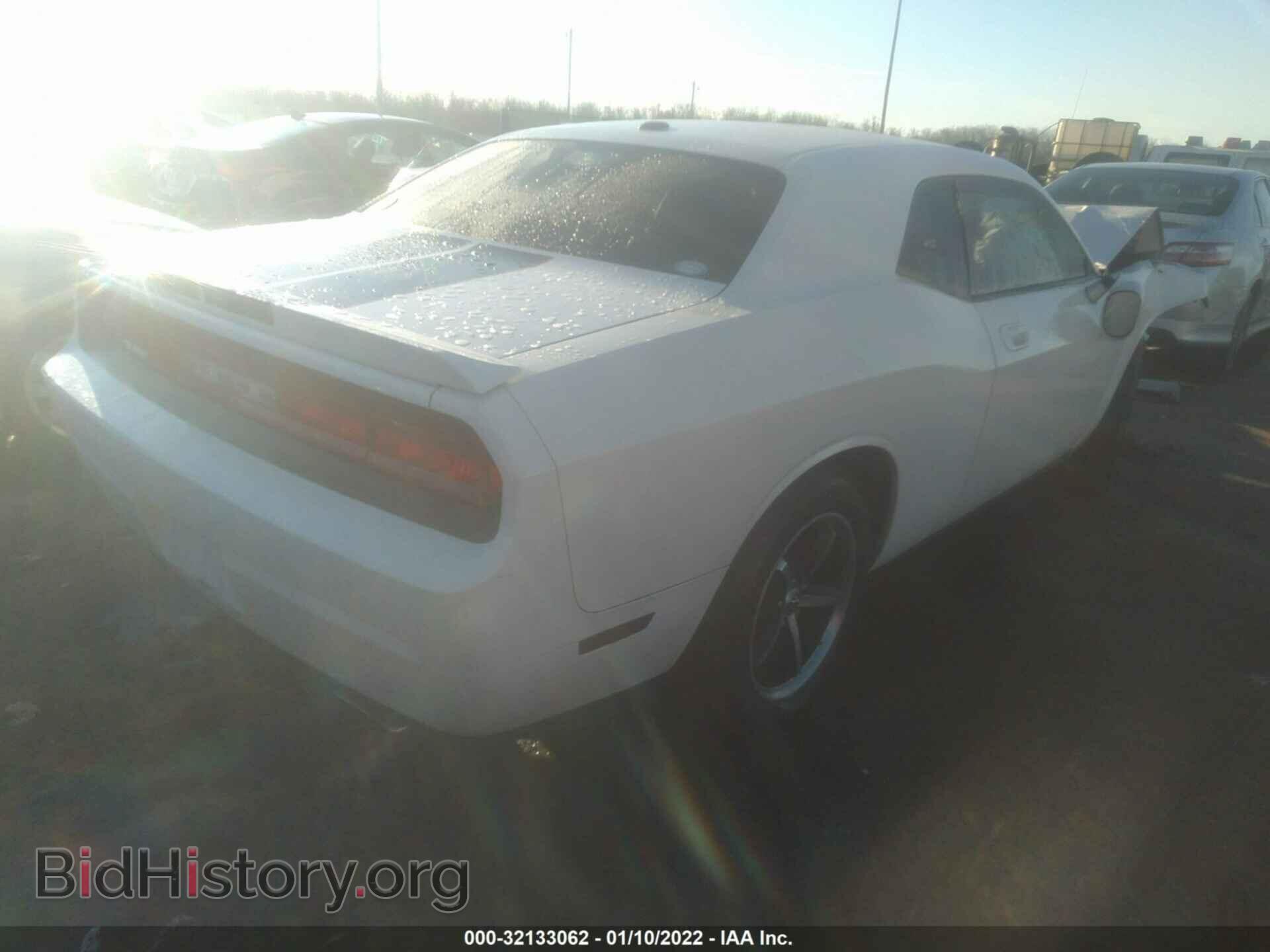 2010 DODGE CHALLENGER - VIN: 2B3CJ4DV2AH130884 - Фото 4