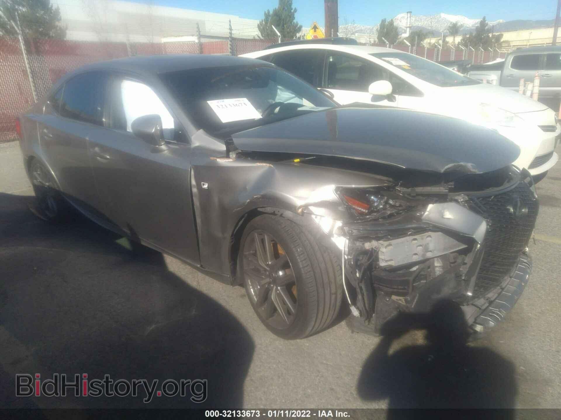 Photo JTHBA1D25H5052809 - LEXUS IS 2017