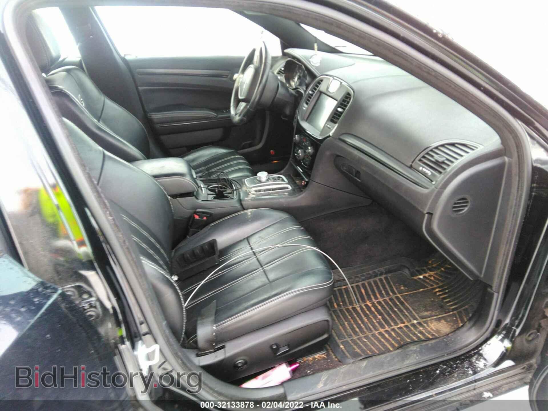 2016 CHRYSLER 300 - VIN: 2C3CCAGG1GH248880 - Фото 5