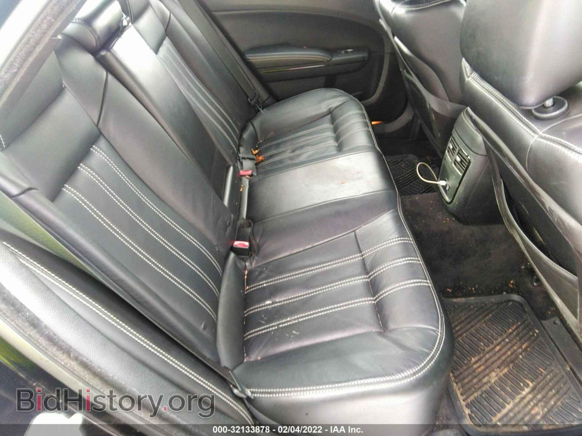 2016 CHRYSLER 300 - VIN: 2C3CCAGG1GH248880 - Фото 8