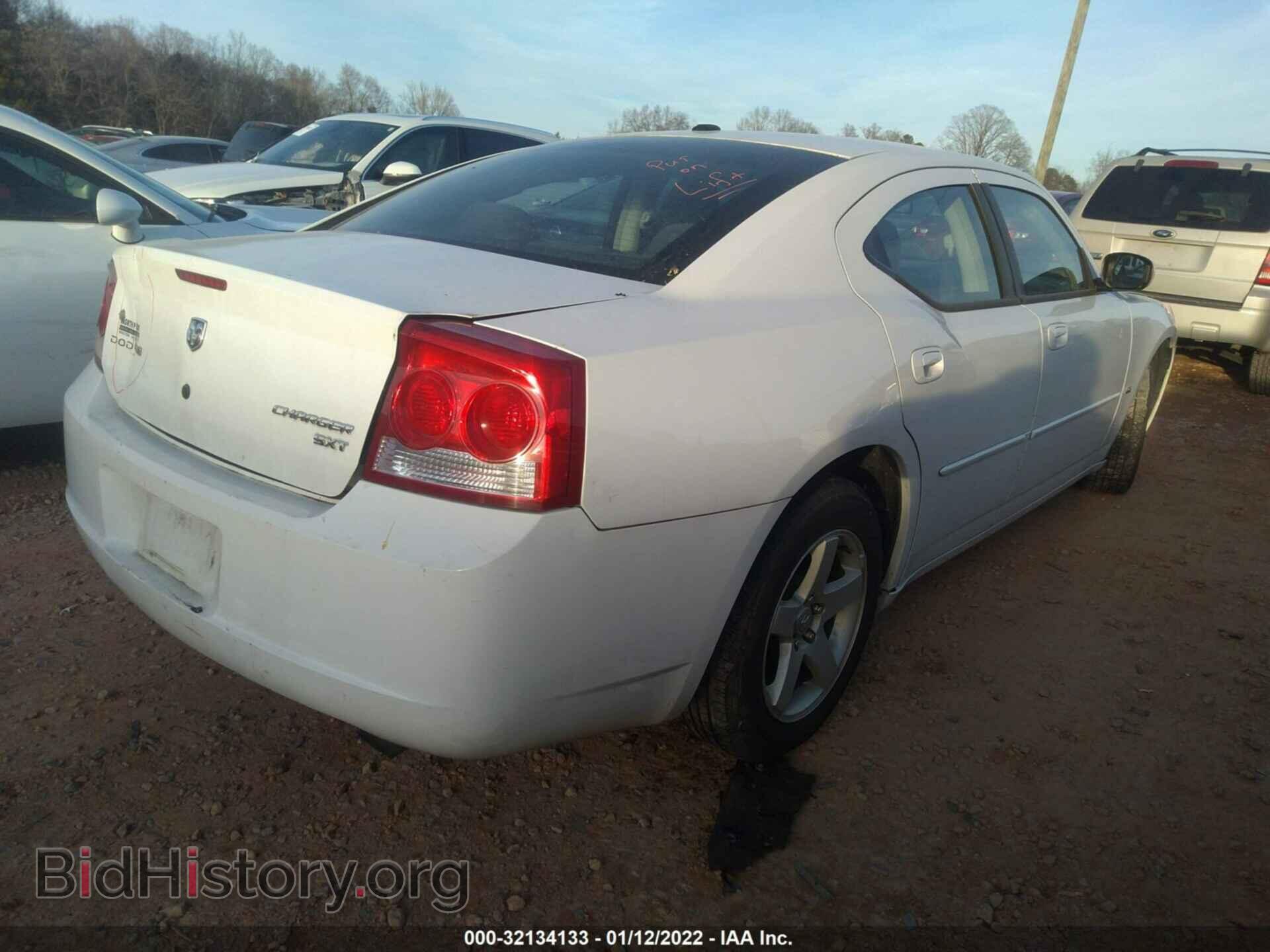 2010 DODGE CHARGER - VIN: 2B3CA3CV0AH257385 - Фото 4