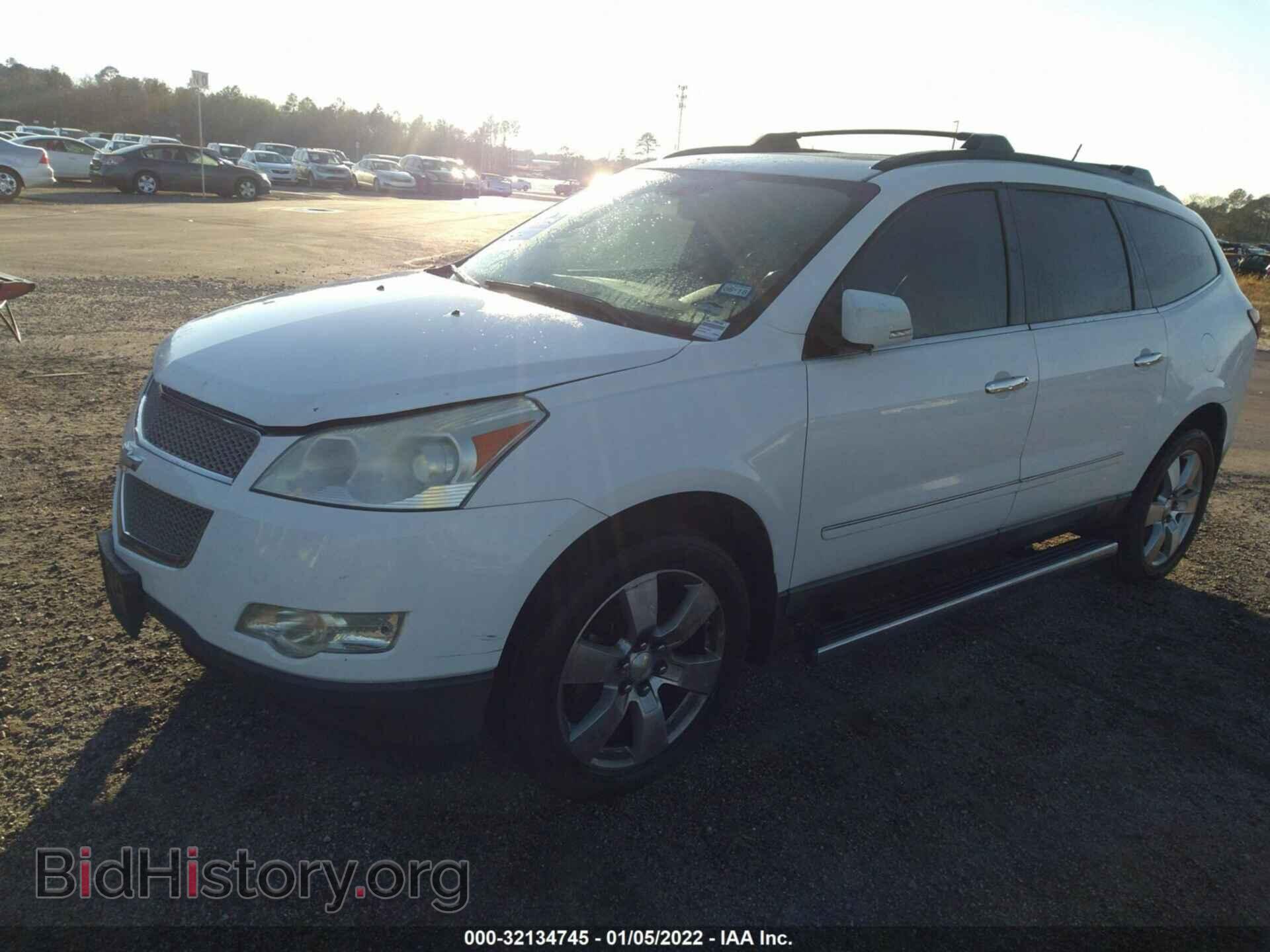 2009 CHEVROLET TRAVERSE - VIN: 1GNER33D39S165321 - Фото 2