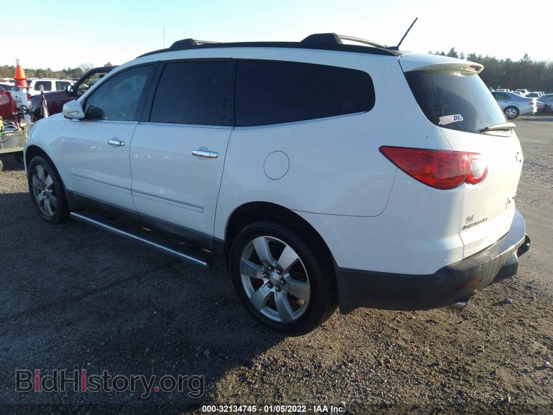 2009 CHEVROLET TRAVERSE - VIN: 1GNER33D39S165321 - Фото 3