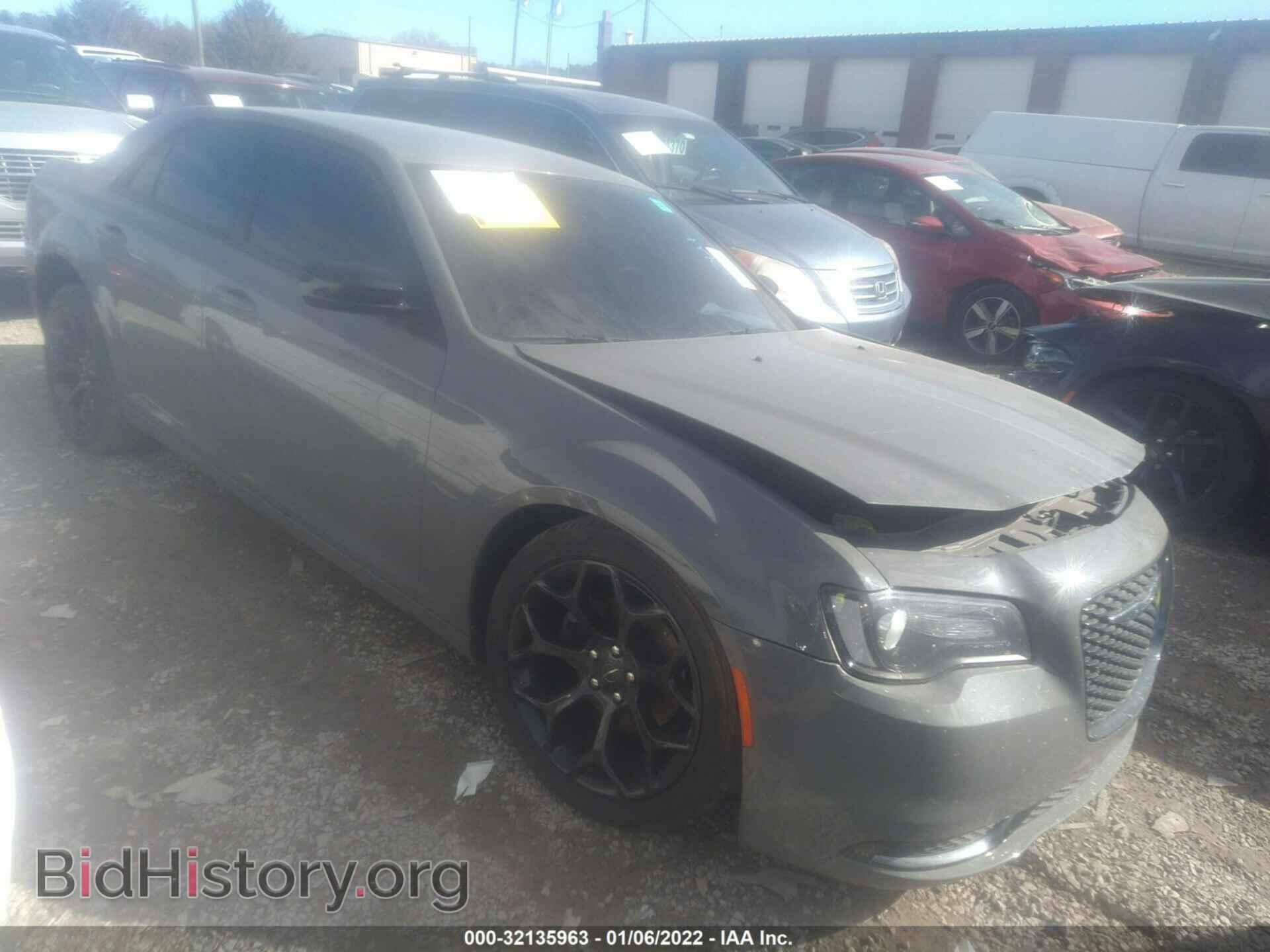 Фотография 2C3CCAAG5KH667204 - CHRYSLER 300 2019