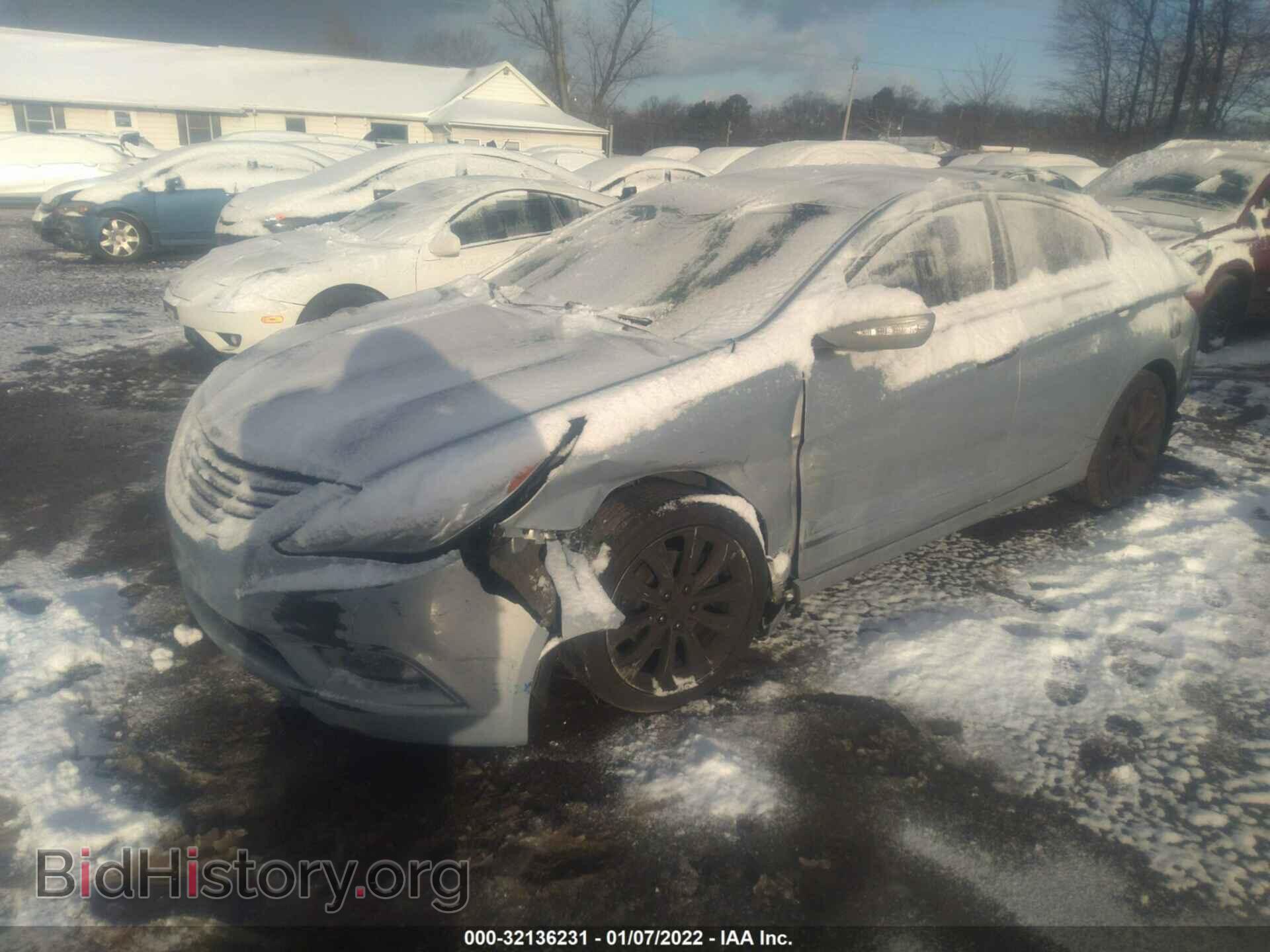 2011 HYUNDAI SONATA - VIN: 5NPEC4ABXBH168433 - Фото 2