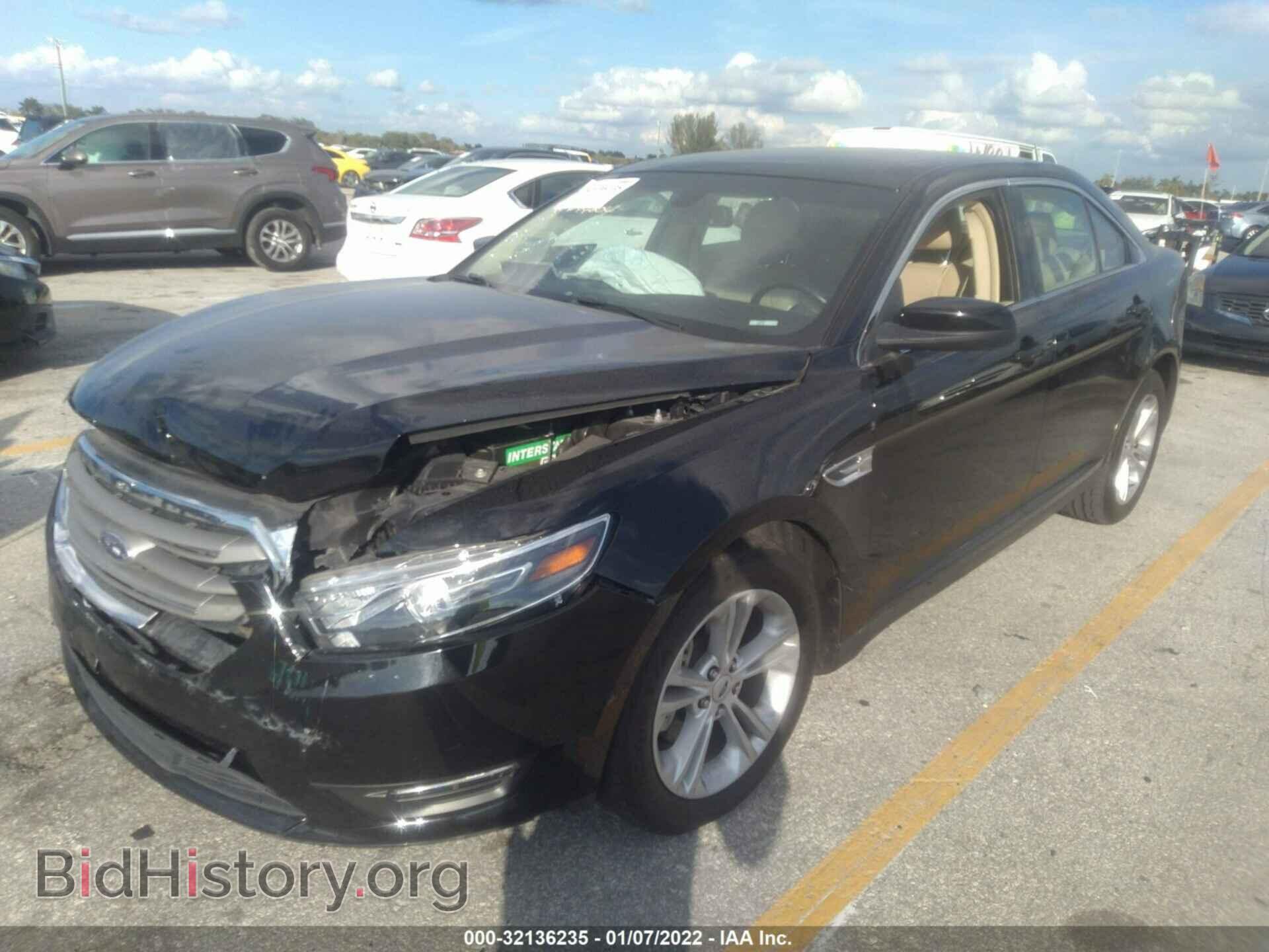 2018 FORD TAURUS - VIN: 1FAHP2E8XJG125384 - Фото 2