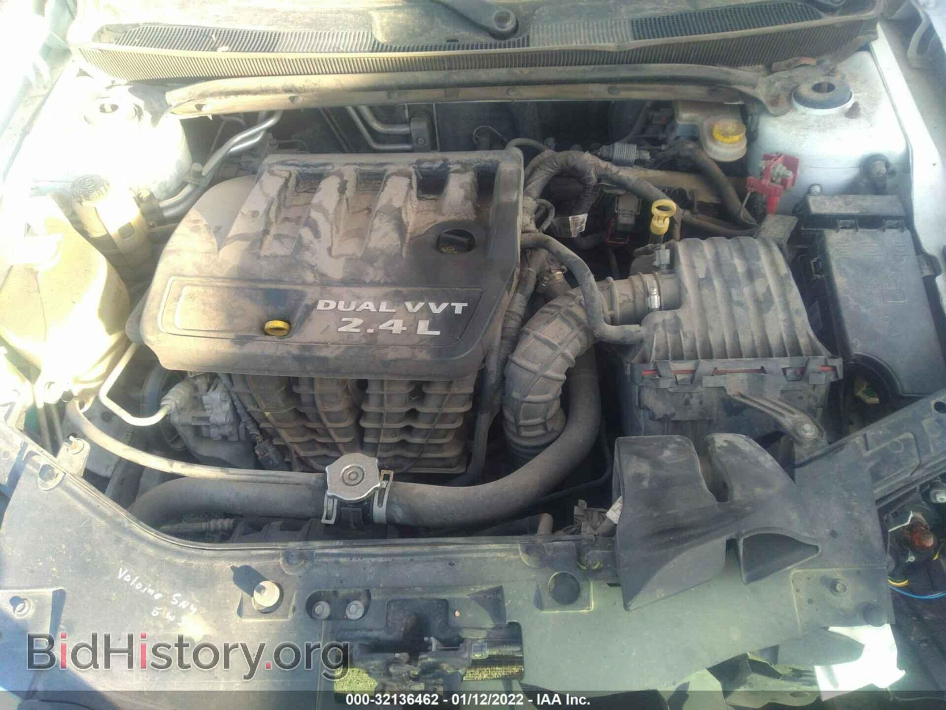 2013 CHRYSLER 200 - VIN: 1C3CCBBB7DN589981 - Фото 10