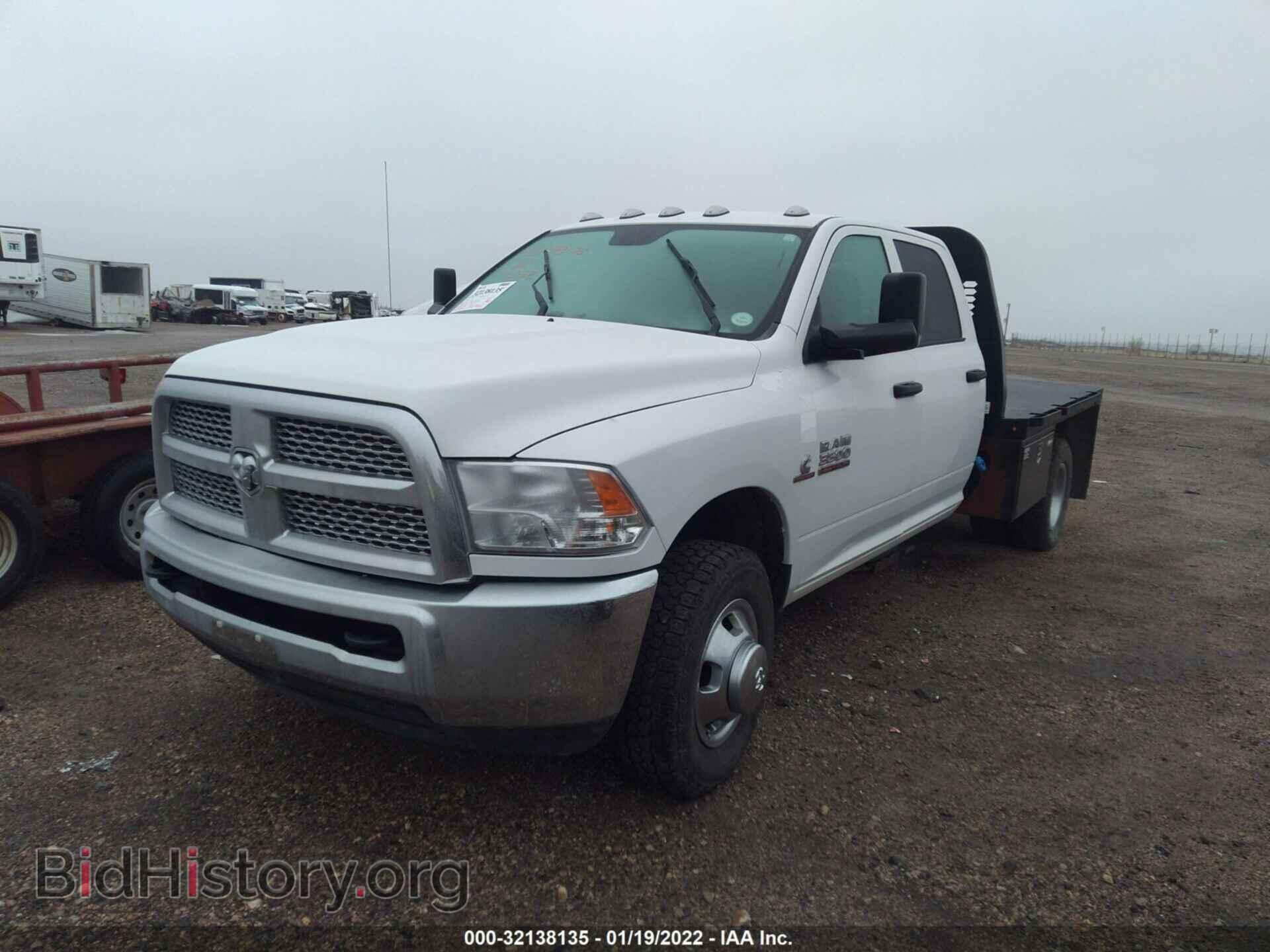 2018 RAM 3500 CHASSIS CAB - VIN: 3C7WRTCL0JG397944 - Фото 2