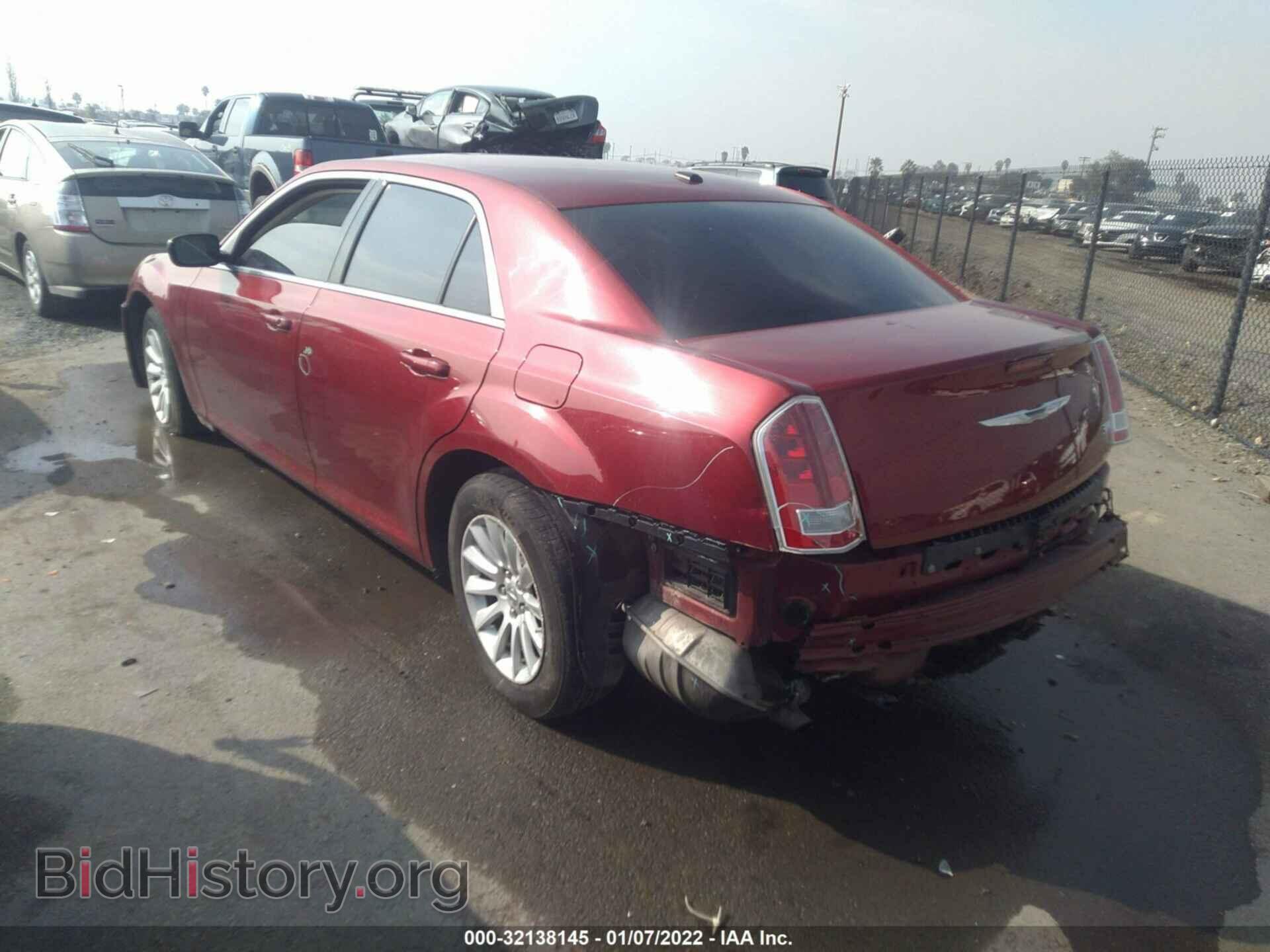 2013 CHRYSLER 300 - VIN: 2C3CCAAG6DH615308 - Фото 3
