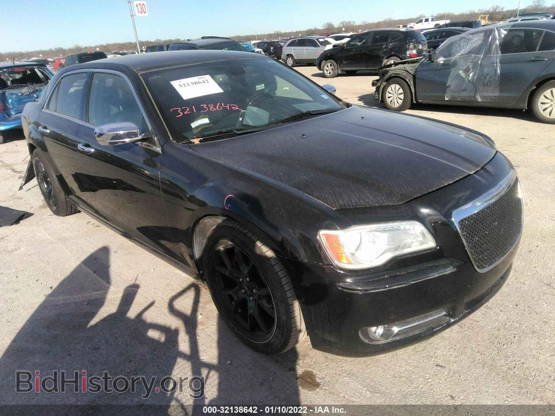 Photo 2C3CCAET7CH256119 - CHRYSLER 300 2012