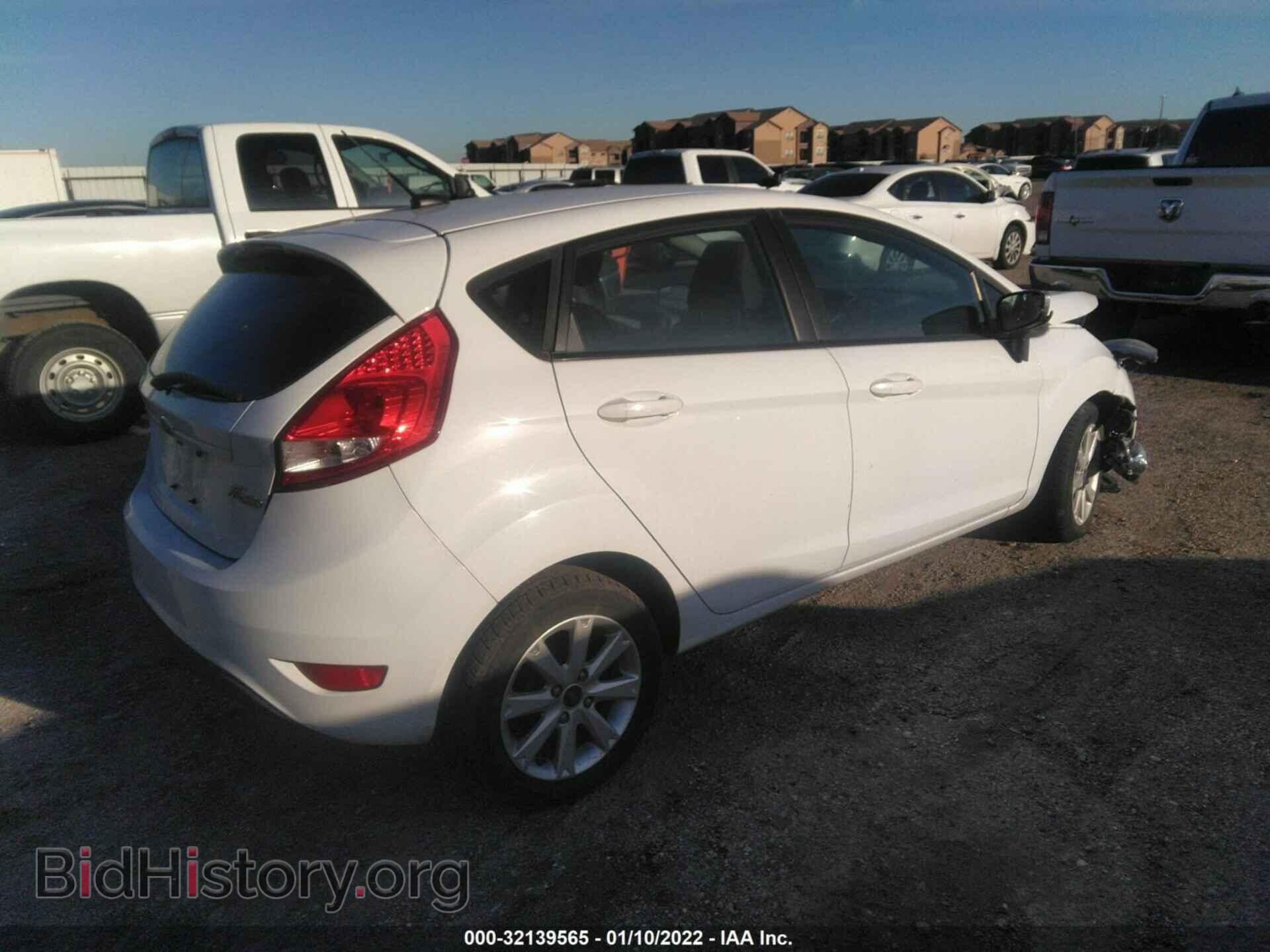 2013 FORD FIESTA - VIN: 3FADP4EJ3DM185143 - Фото 4