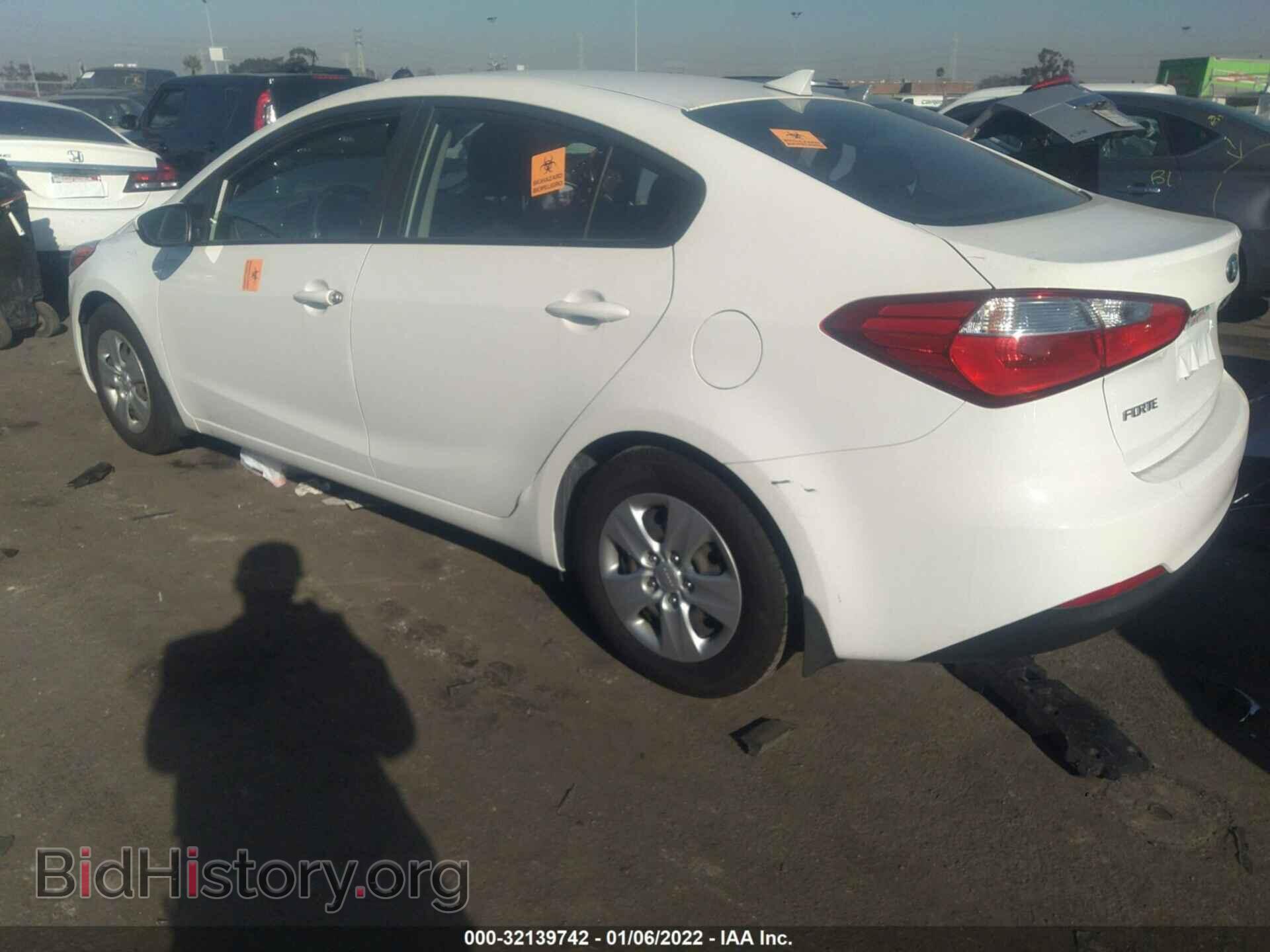 2016 KIA FORTE - VIN: KNAFK4A68G5572989 - Фото 3