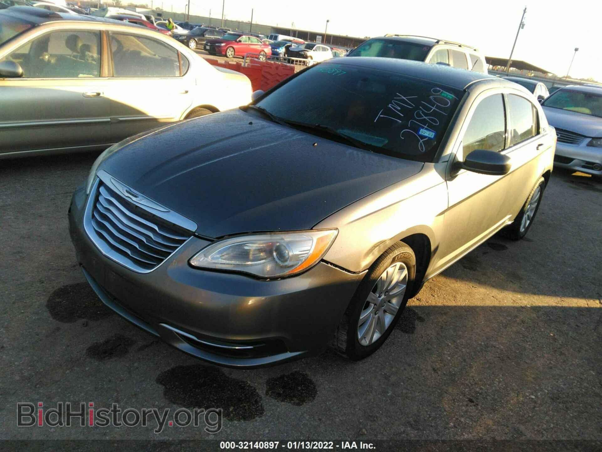 2012 CHRYSLER 200 - VIN: 1C3CCBBB4CN278409 - Фото 2