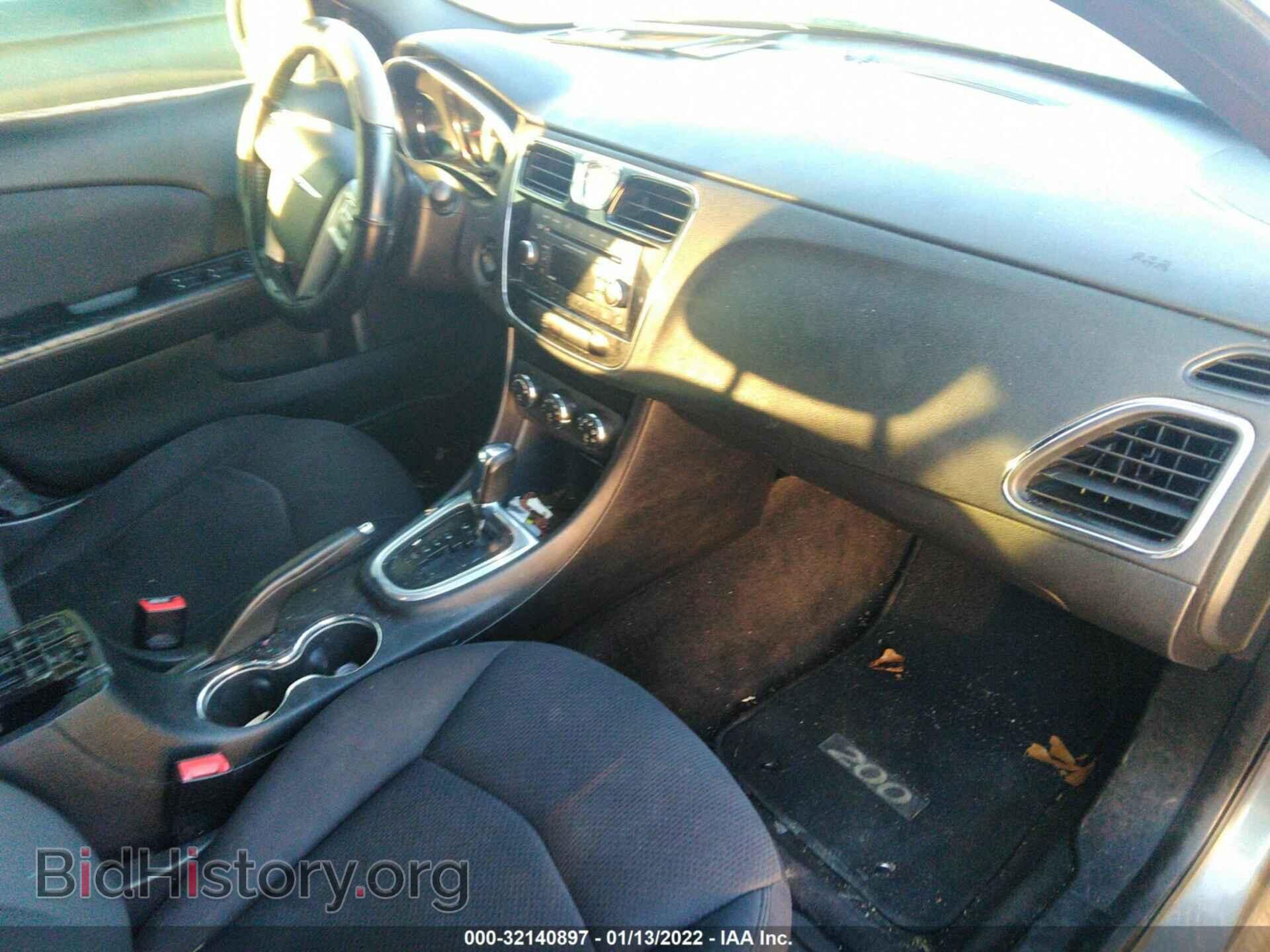 2012 CHRYSLER 200 - VIN: 1C3CCBBB4CN278409 - Фото 5