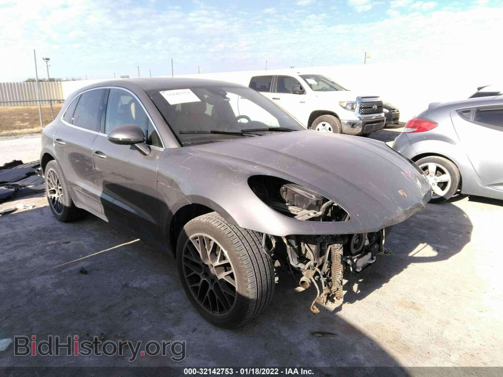 Фотография WP1AB2A51HLB21116 - PORSCHE MACAN 2017