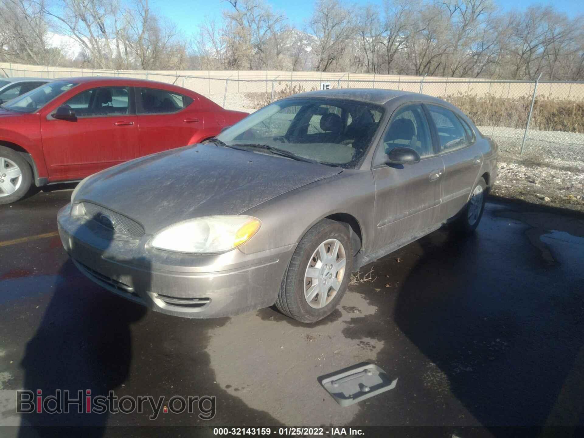 2006 FORD TAURUS - VIN: 1FAFP53U46A211678 - Фото 2